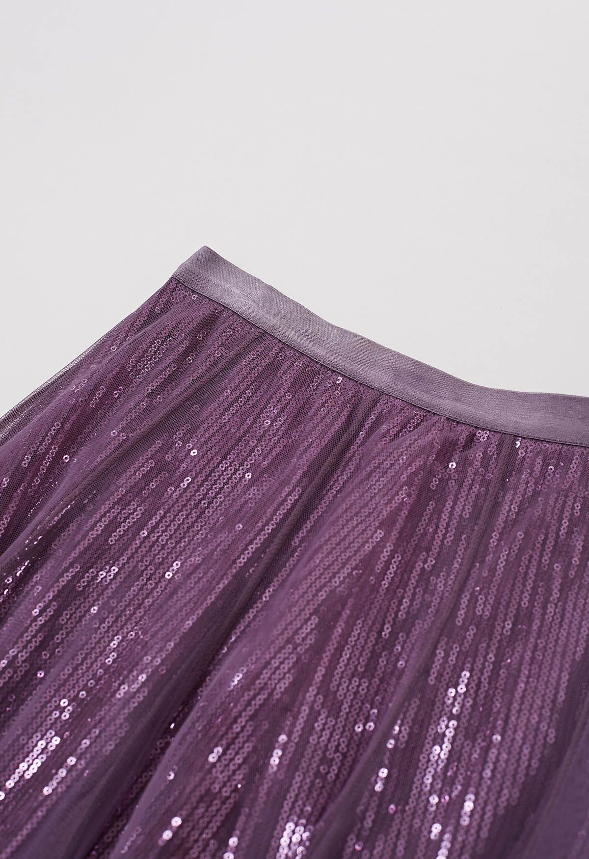 Falda midi de tul y malla con lentejuelas deslumbrantes en color morado