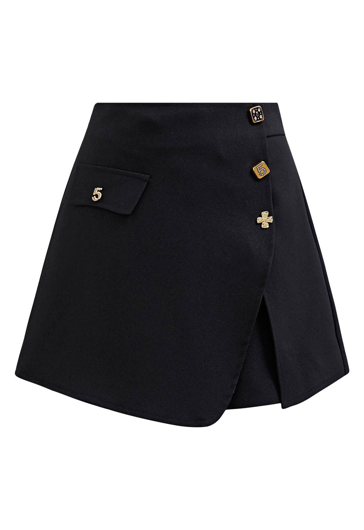 Falda pantalón con solapa y botones decorativos en negro