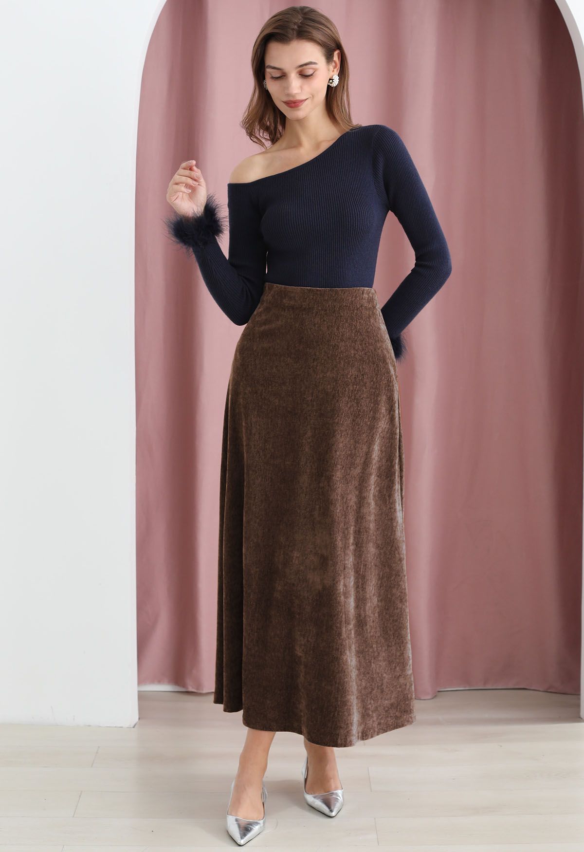 Falda larga de terciopelo Midnight Glamour en marrón