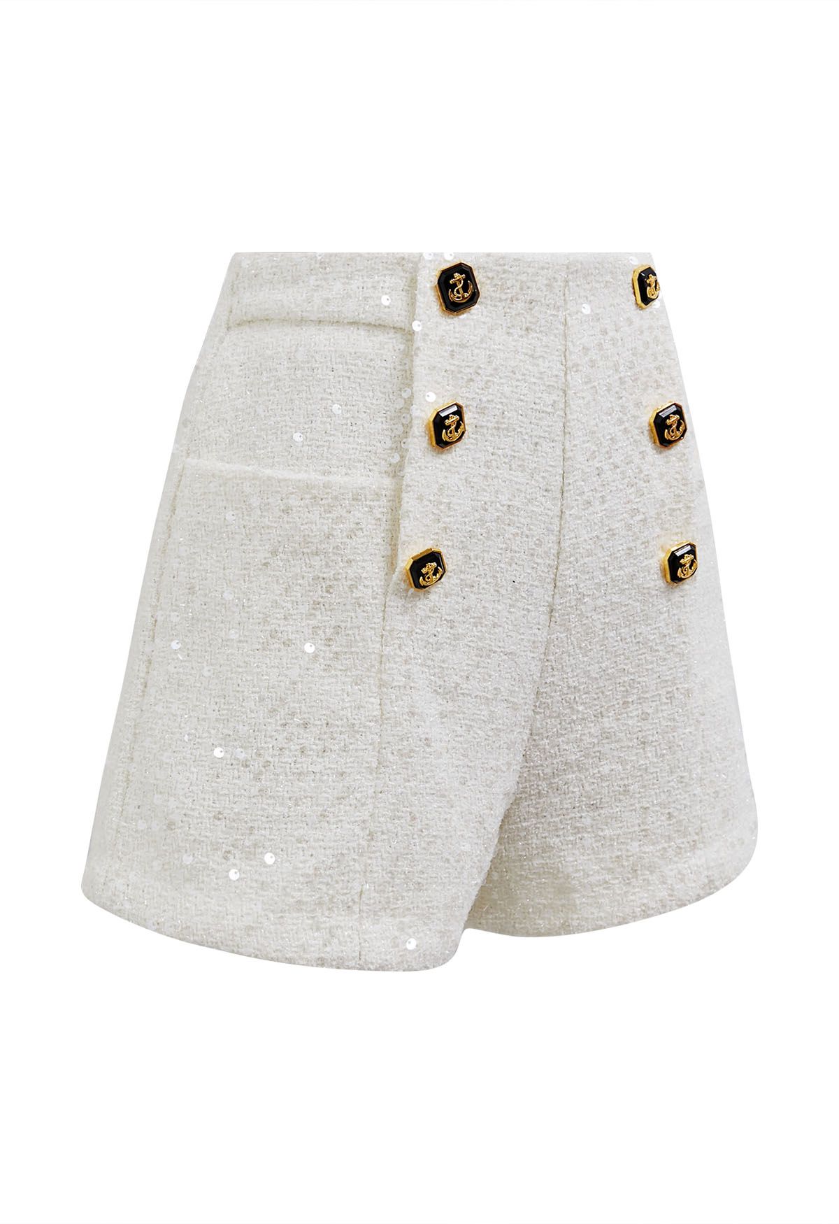 Shorts de tweed con lentejuelas y botones decorados en blanco
