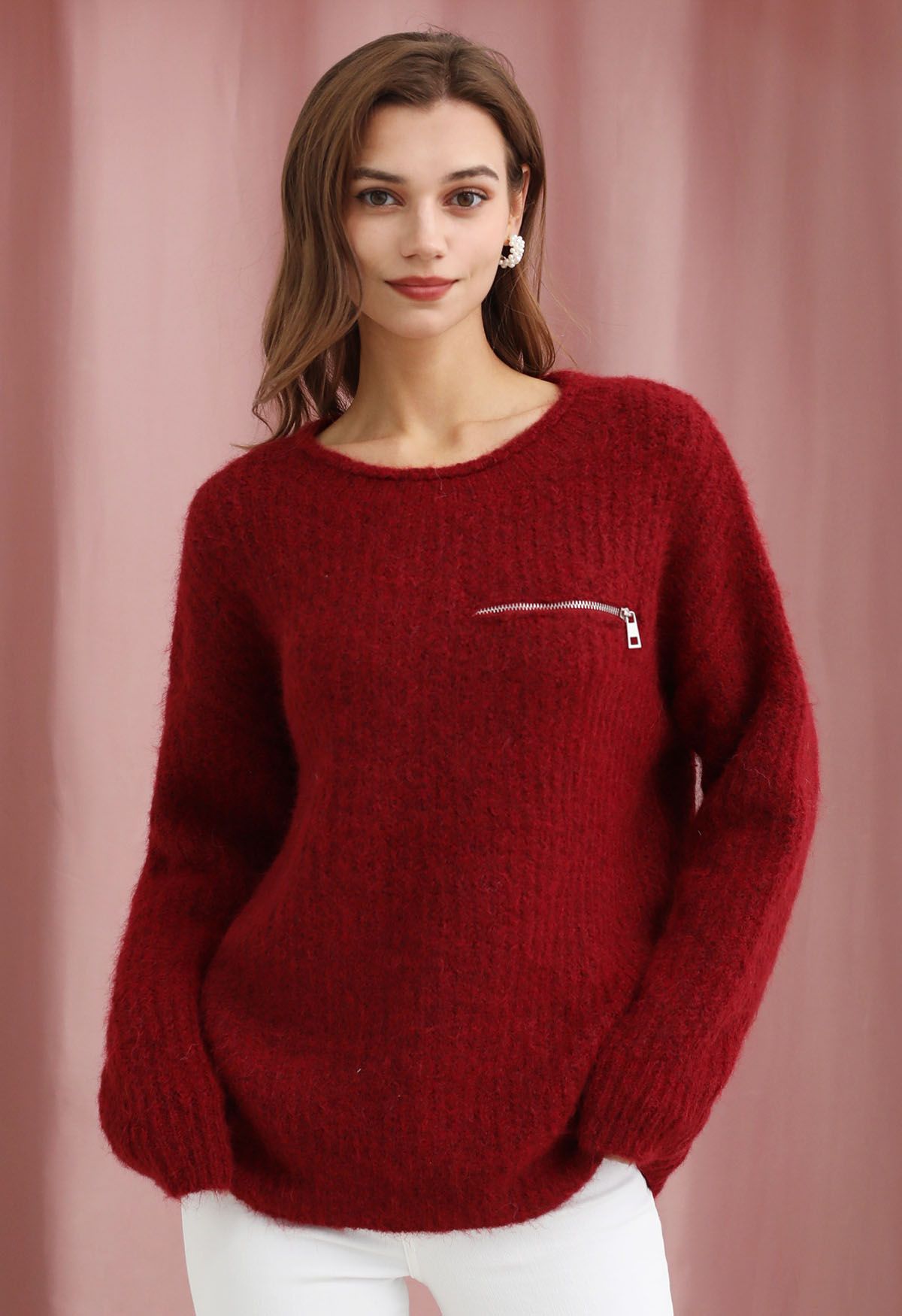 Suéter de punto borroso decorado con cremallera en rojo