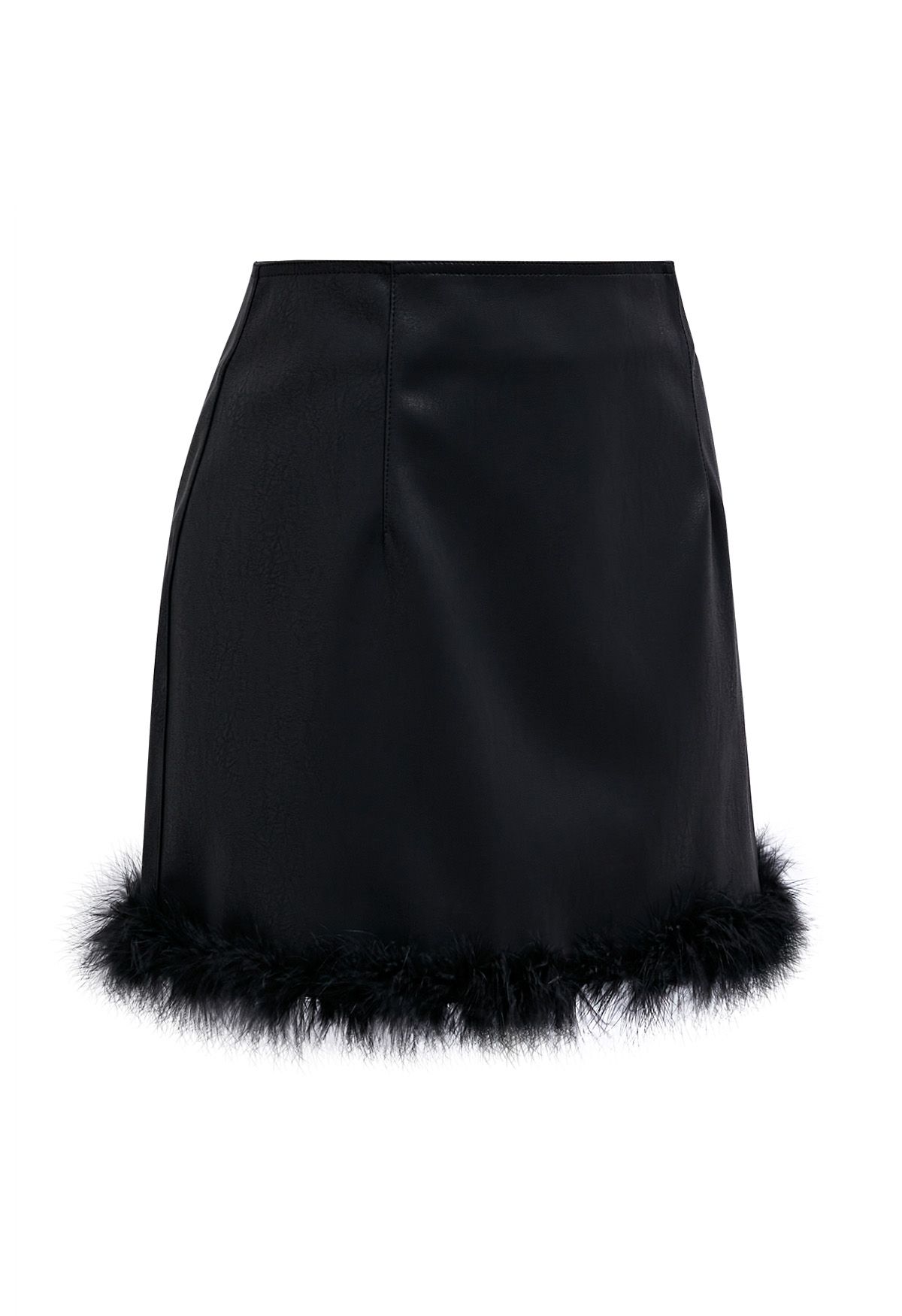 Minifalda de cuero sintético con dobladillo de plumas en negro