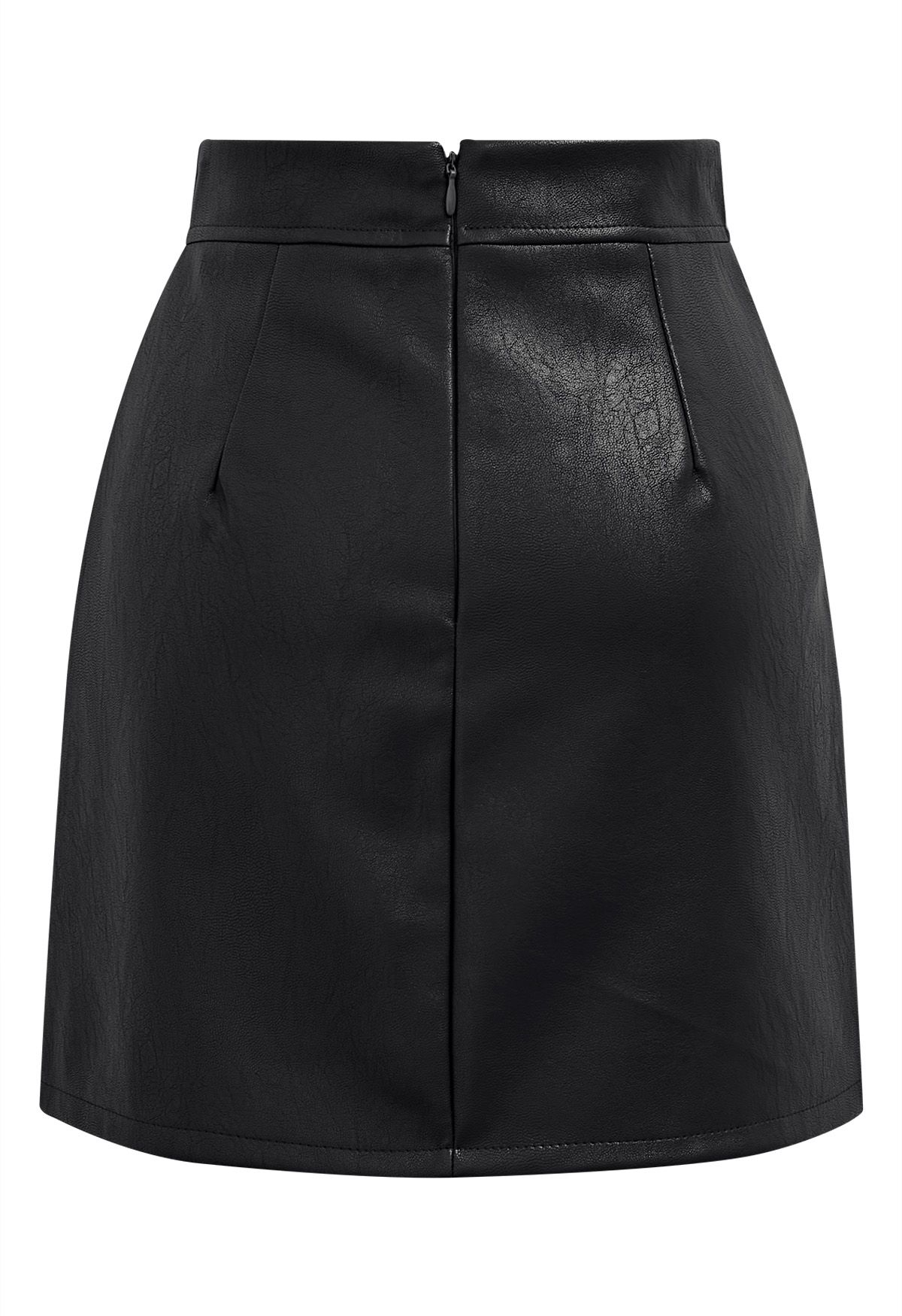 Minifalda con detalle de pliegues de piel sintética en negro