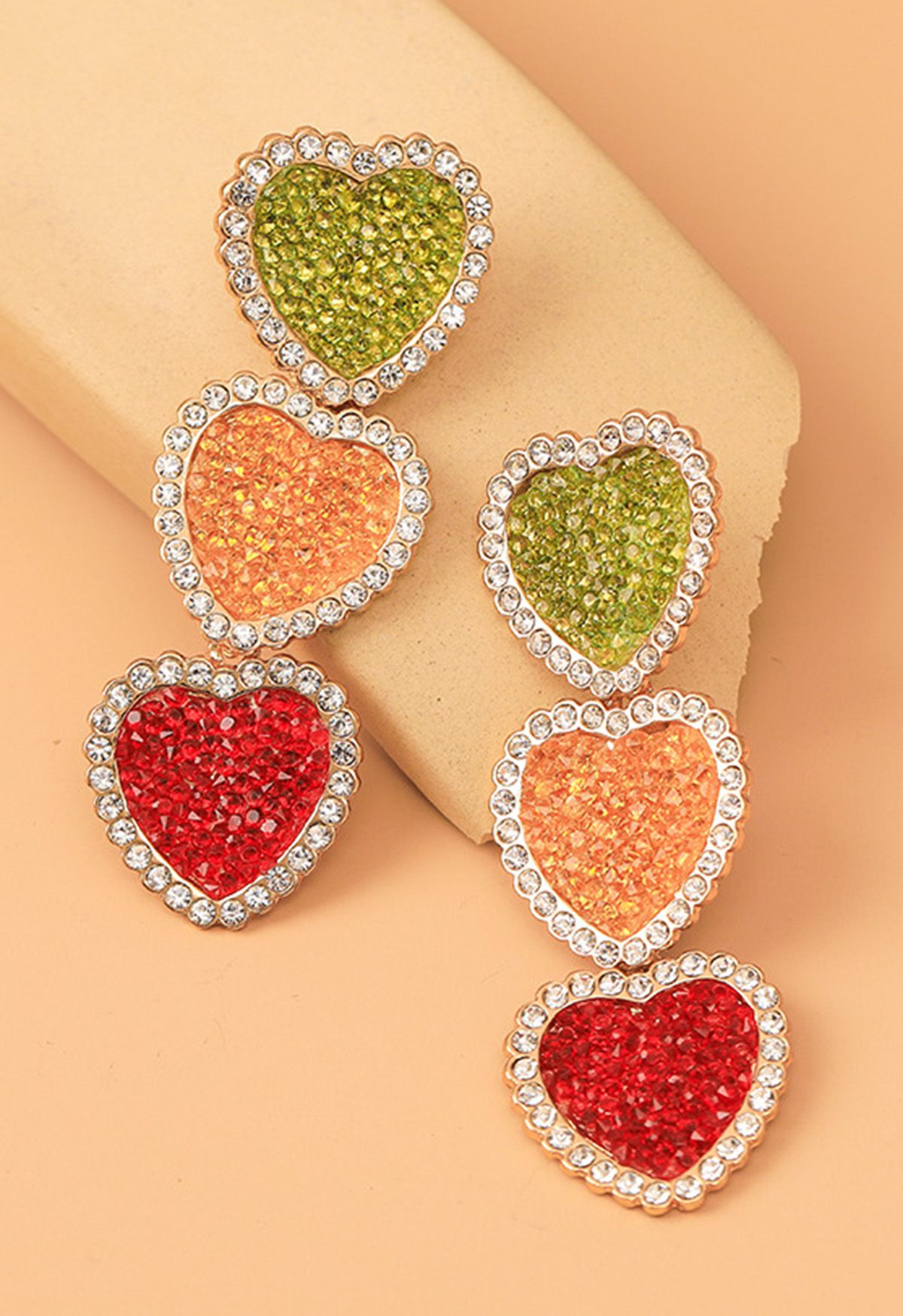 Pendientes de diamantes de imitación de corazón de tres colores en rojo