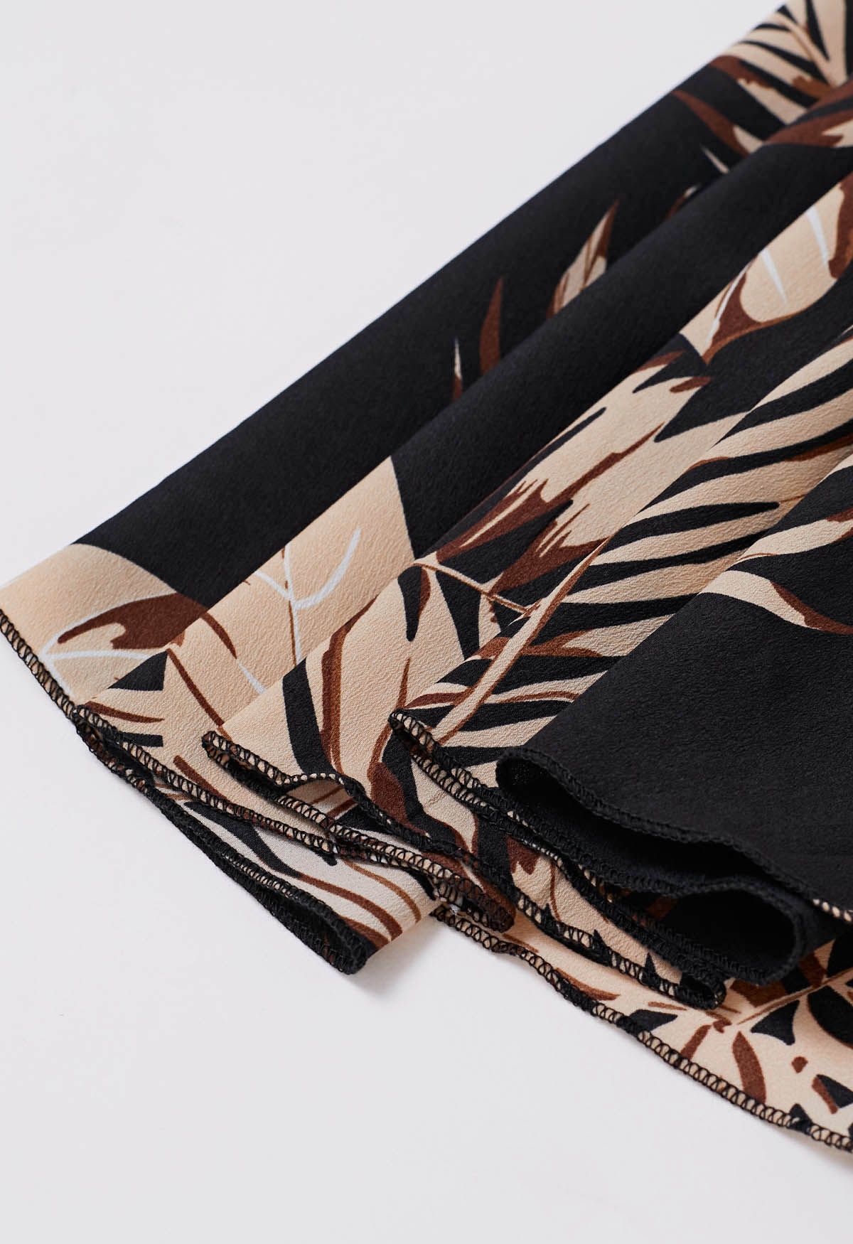 Falda larga de gasa con estampado de hojas de palmera