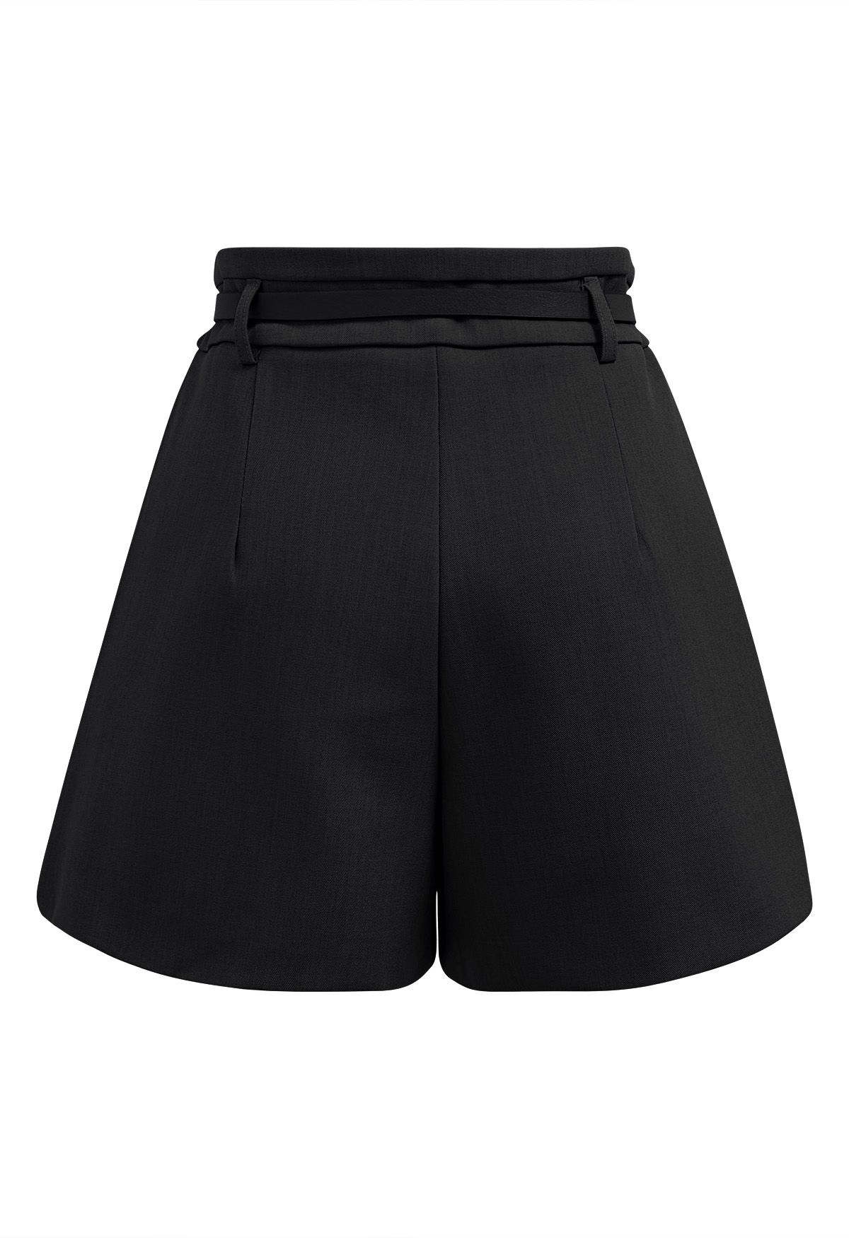 Shorts con cinturón de color liso en negro
