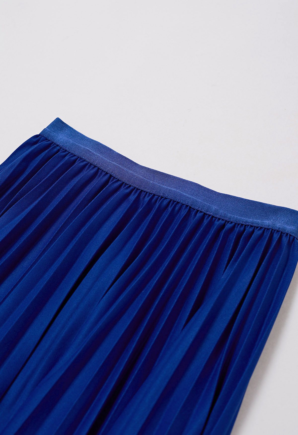 Falda midi plisada azul real