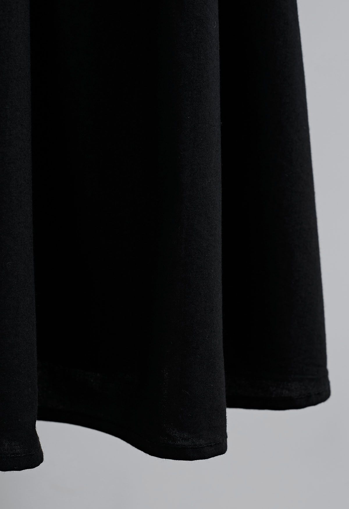 Falda acampanada con textura de elegancia simple en negro