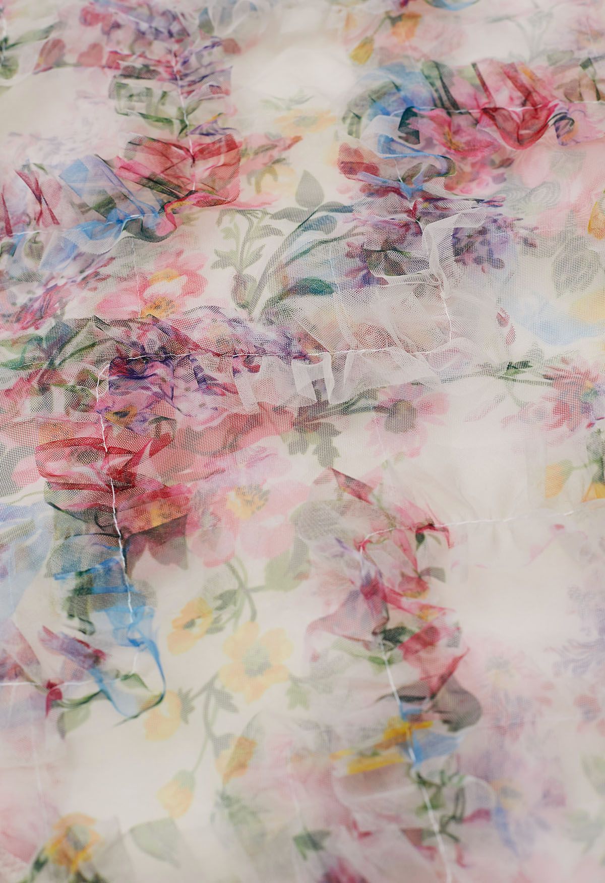 Top de malla con volantes florales en color crema de Fairy Dream