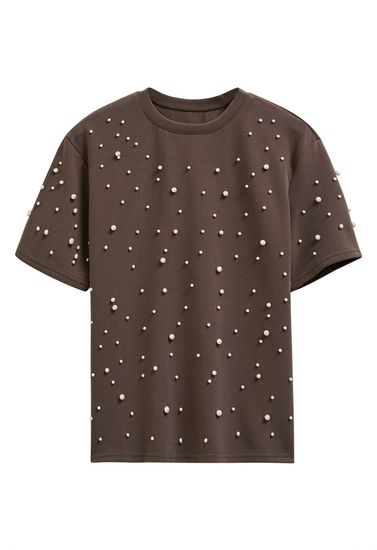 Camiseta sofisticada con ribete de perlas en marrón