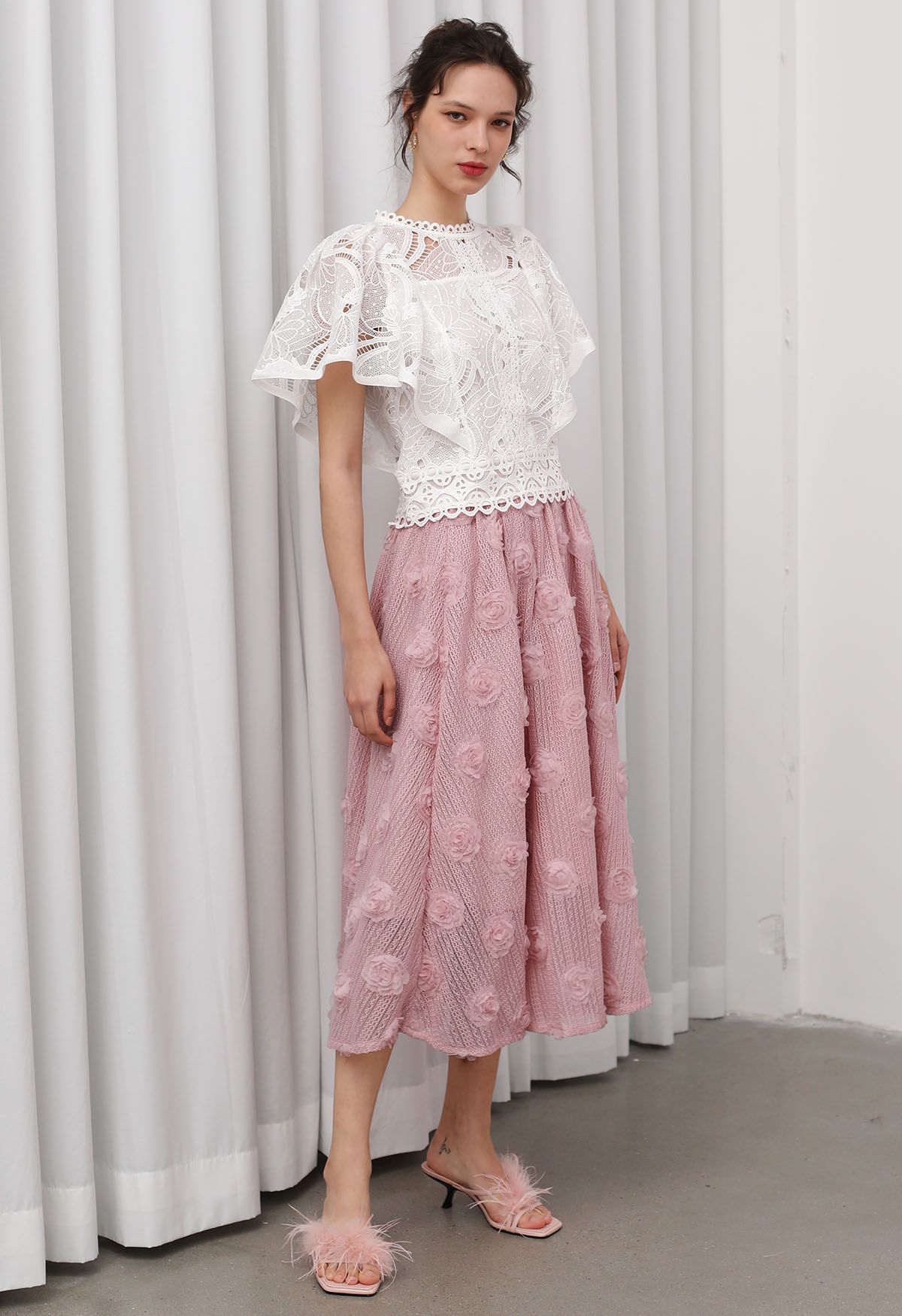Falda midi de algodón calada 3D Rose en rosa