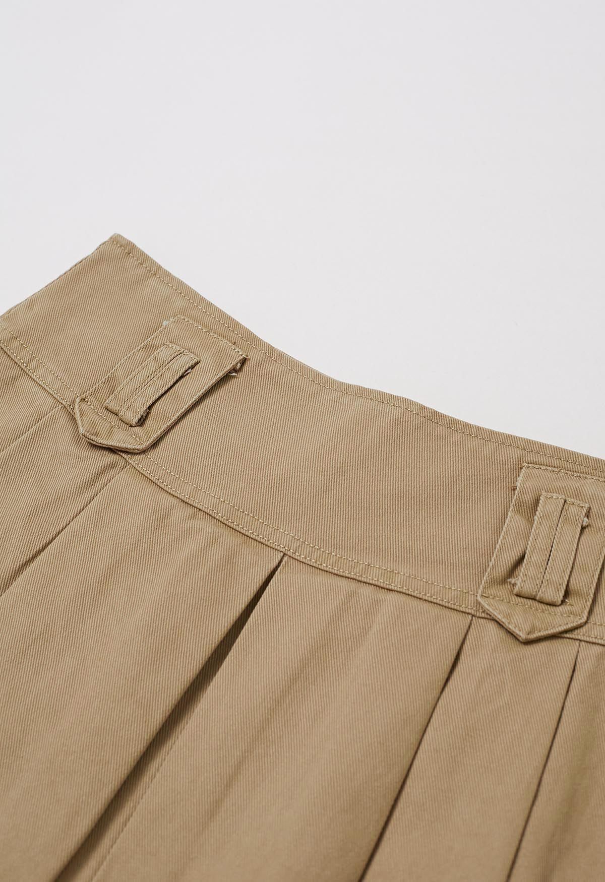 Minifalda vaquera plisada clásica con cinturón en color canela claro