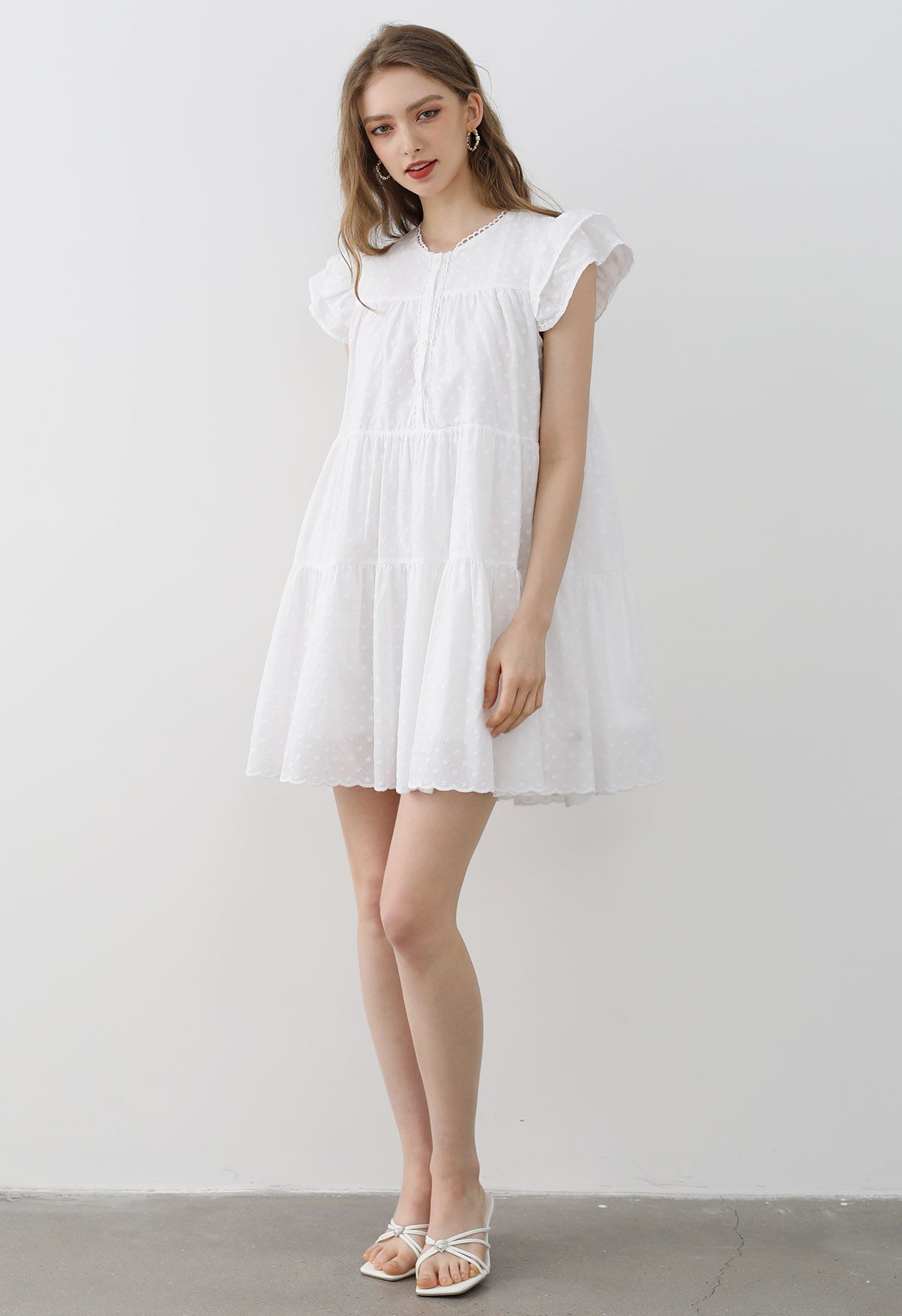 Precioso minivestido Dolly bordado Floret en blanco