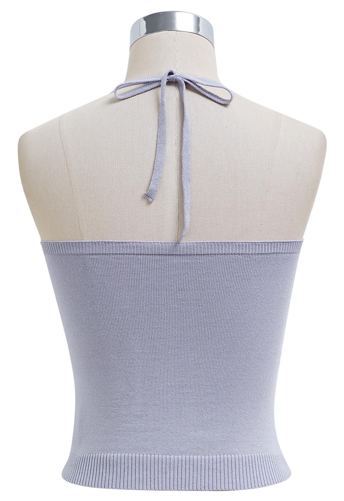 Top de punto con escote halter y detalle de pinzas en lavanda