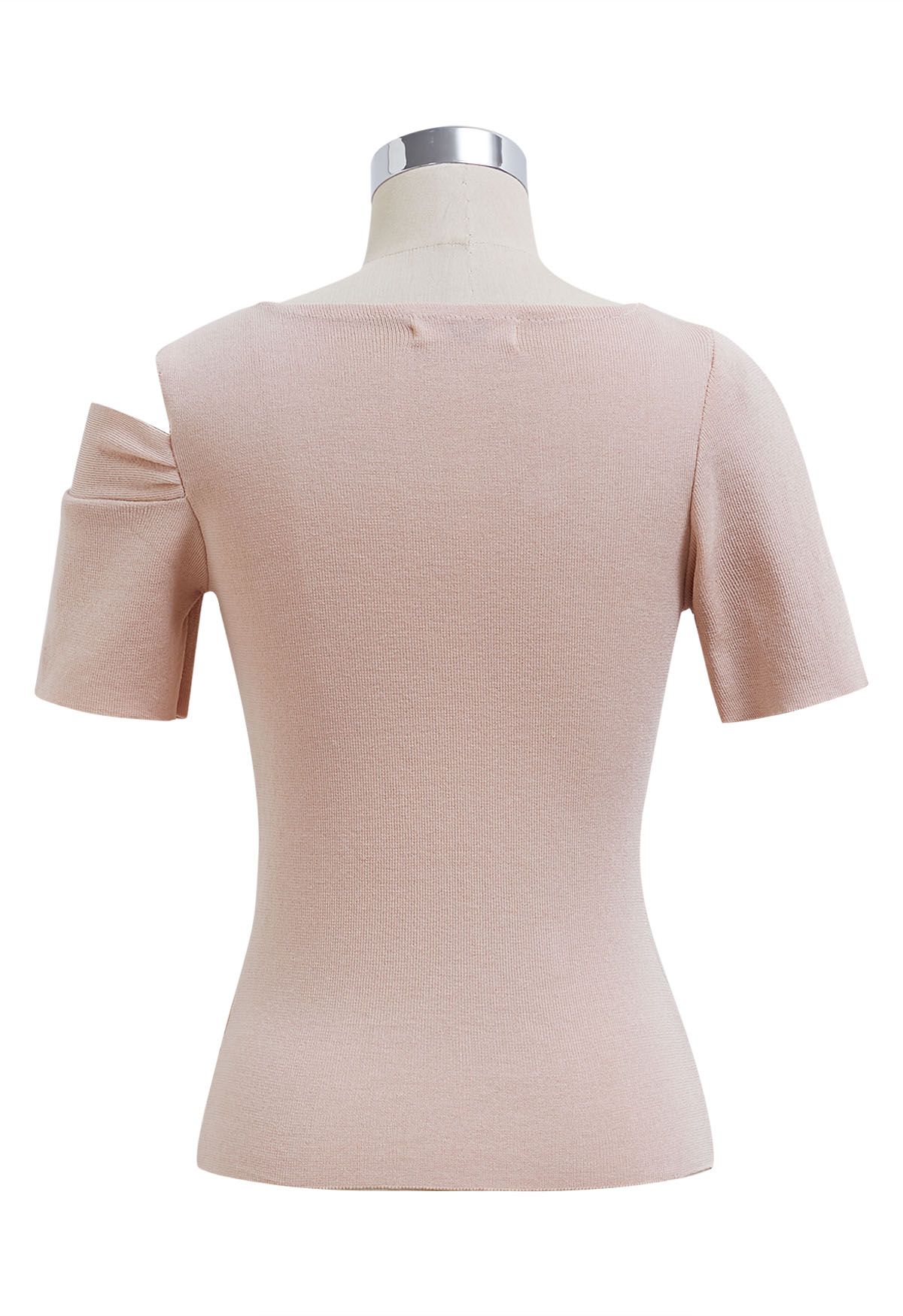 Elegante top de punto elástico con hombros anudados en rosa