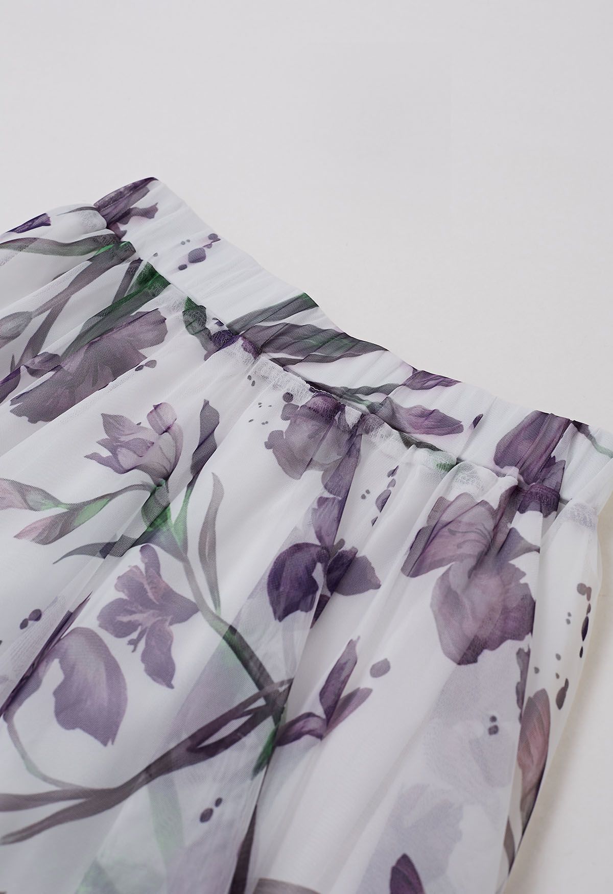 Falda midi de tul de malla con estampado floral morado