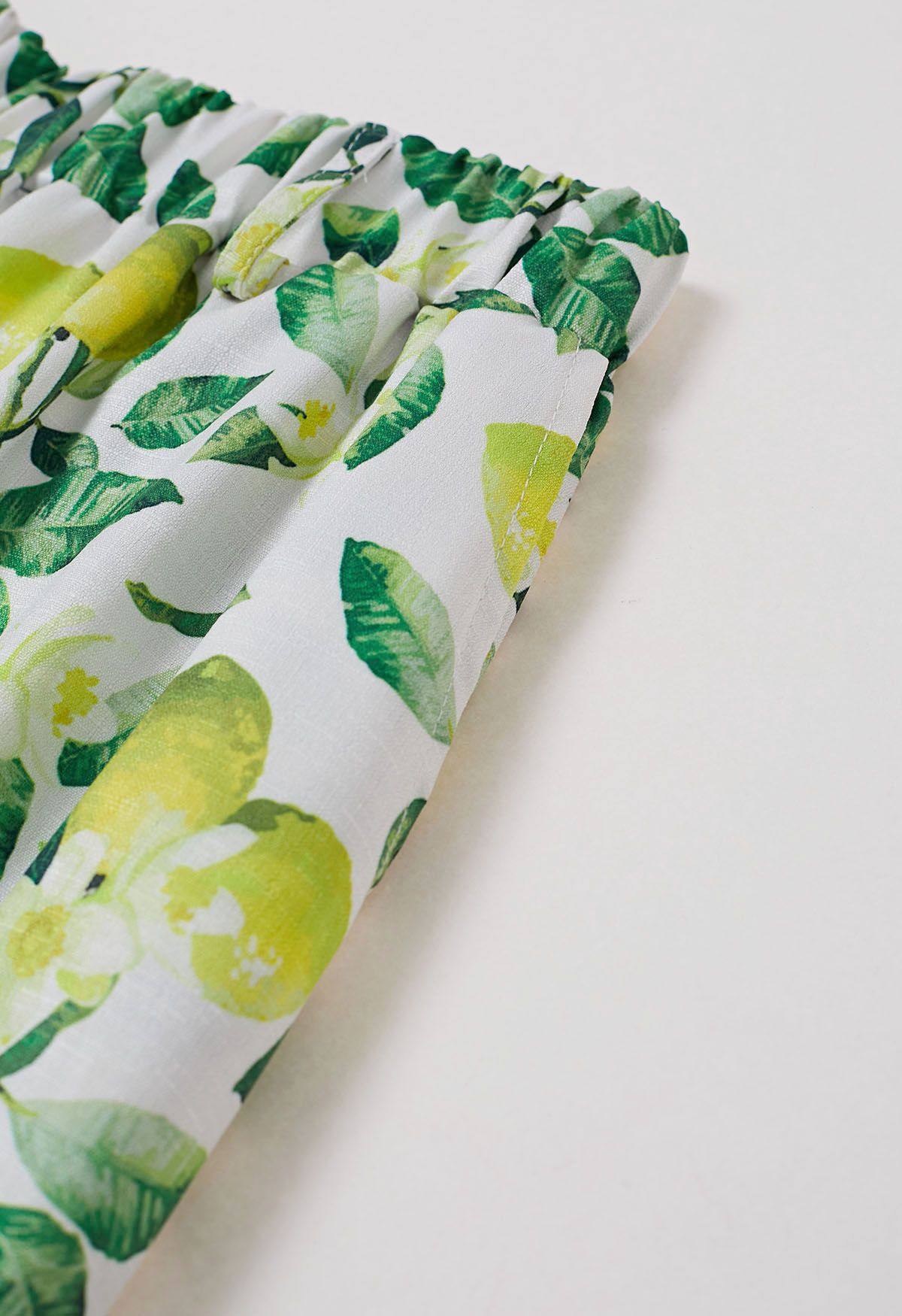 Pantalones anchos con estampado de limones frescos