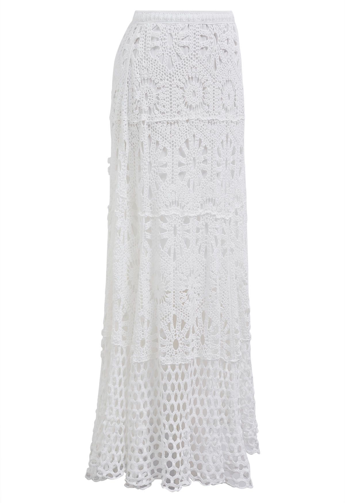 Falda larga de crochet con calado bohemio en blanco