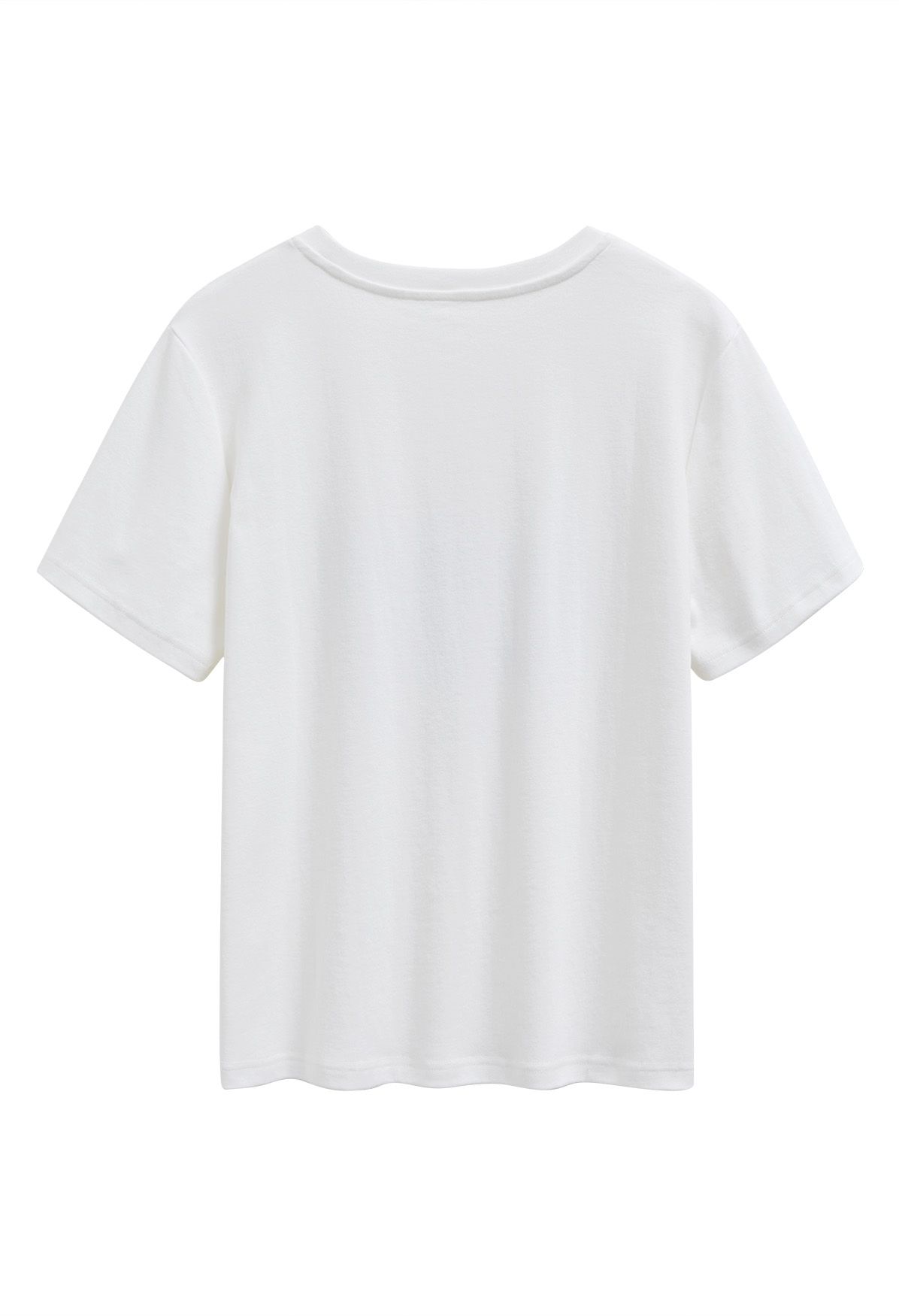 Camiseta blanca con cuello redondo 