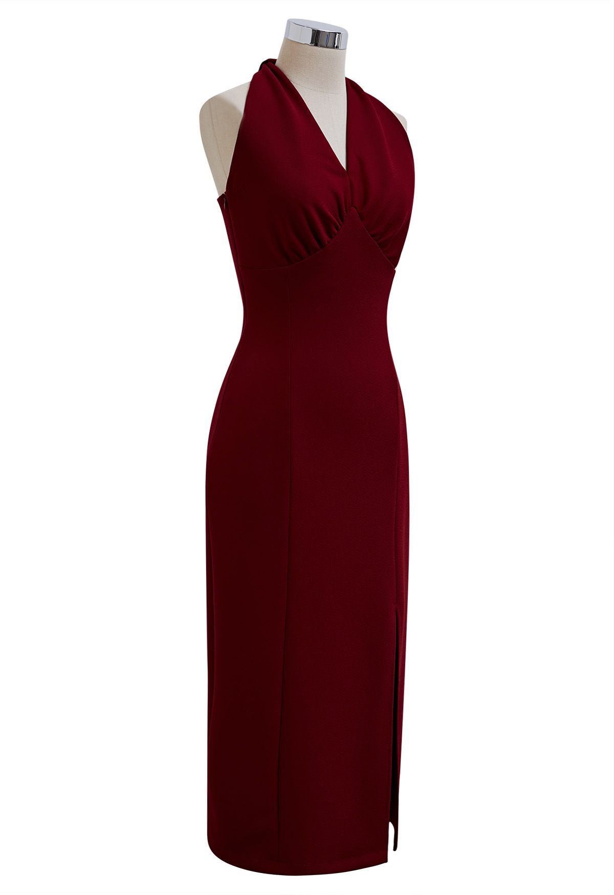 Vestido tubo con abertura y cuello halter en rojo de Modern Muse