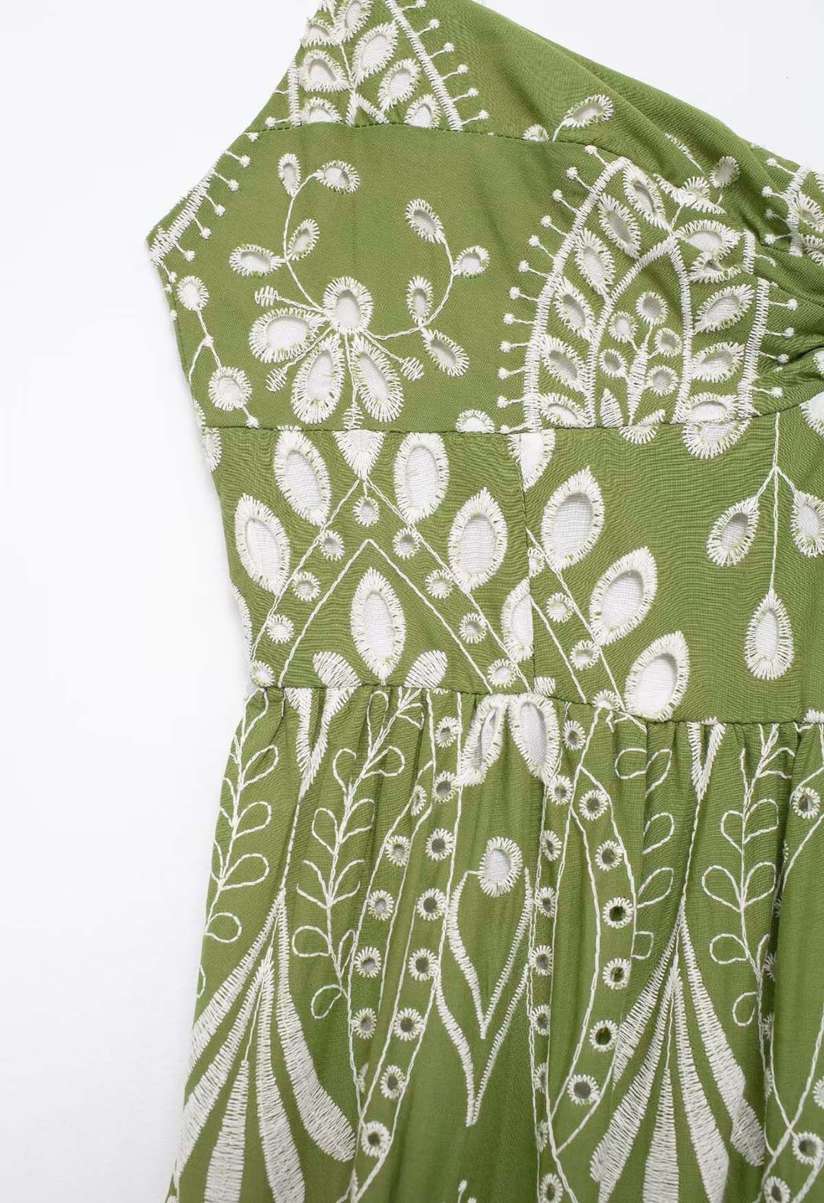 Vestido camisola verde con bordado y ojales de Sunny Poise