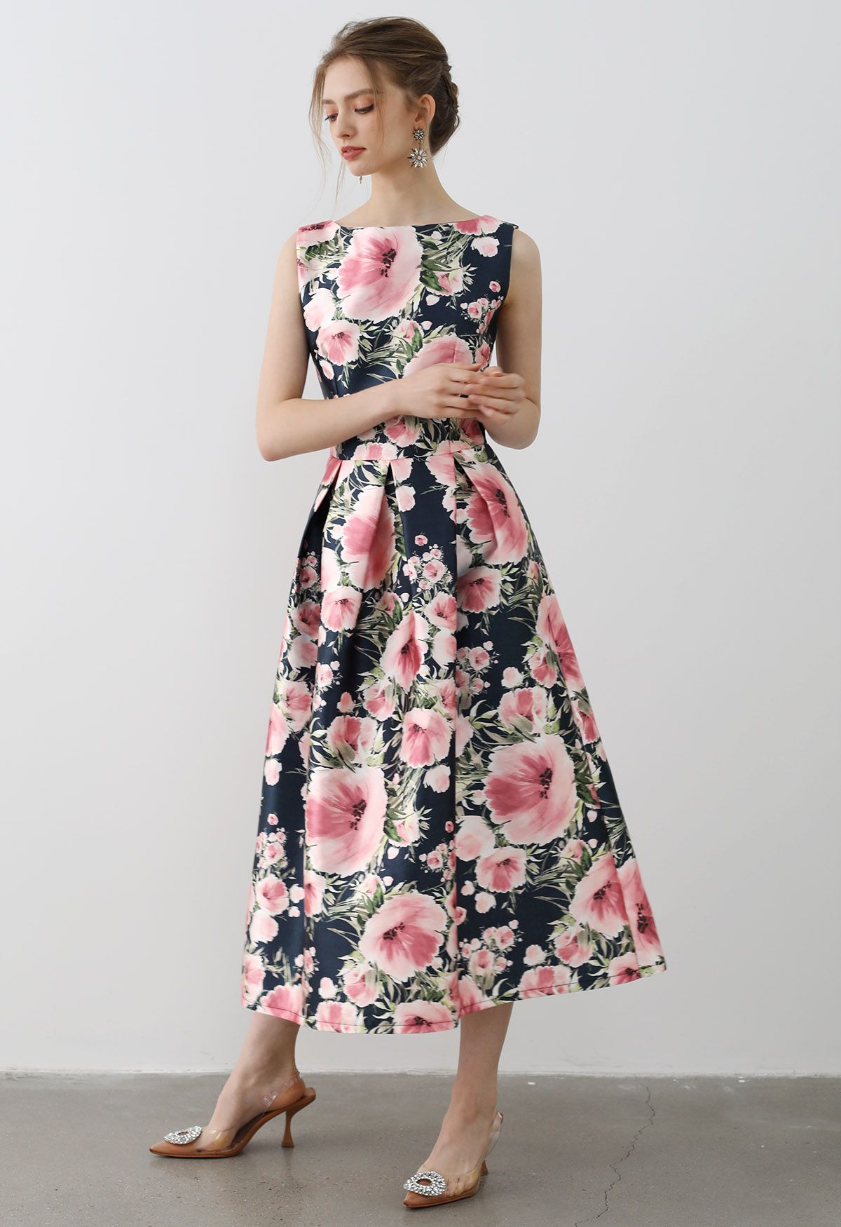 Vestido midi sin mangas Graceful Blossom en azul marino