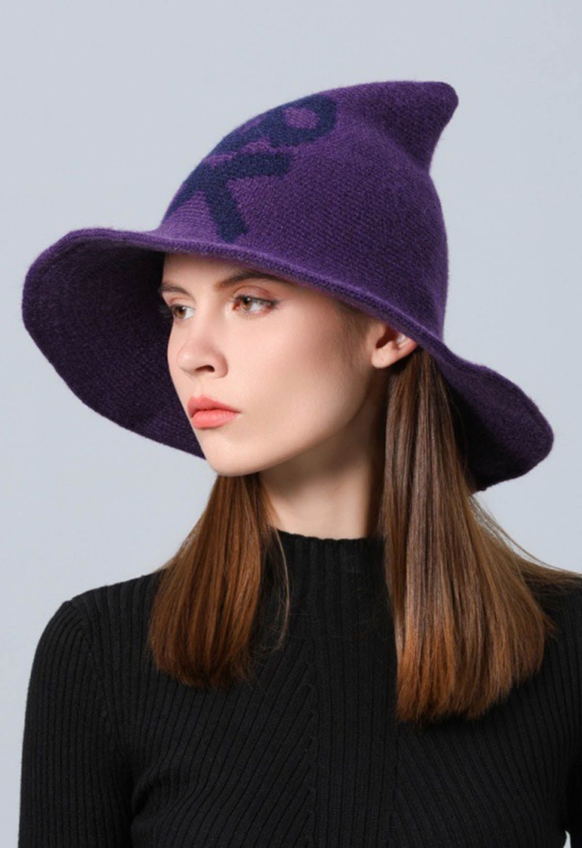 Sombrero de bruja de mezcla de lana con estampado de calavera en color morado