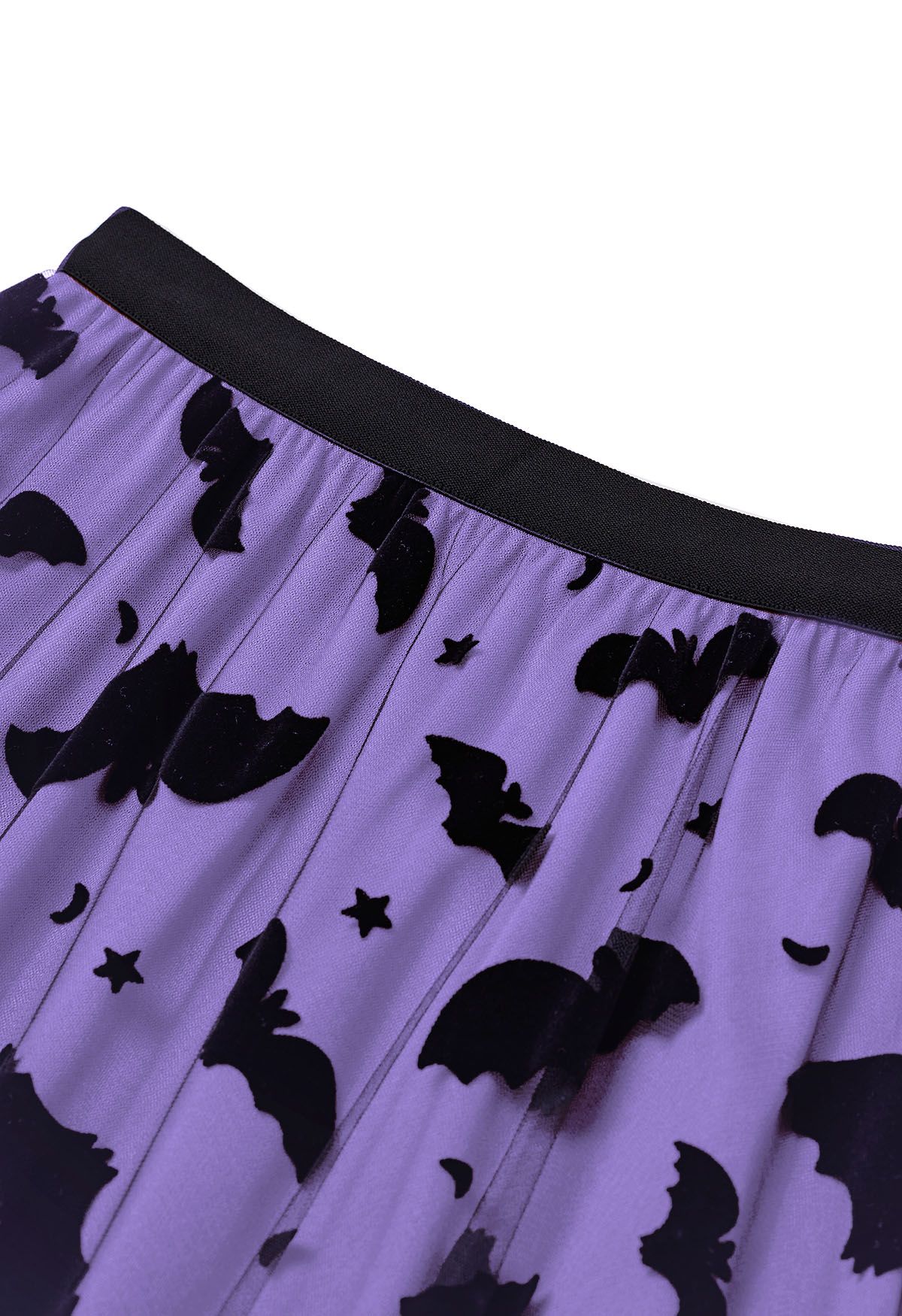 Falda midi de tul con malla y estampado de murciélagos de terciopelo en color morado