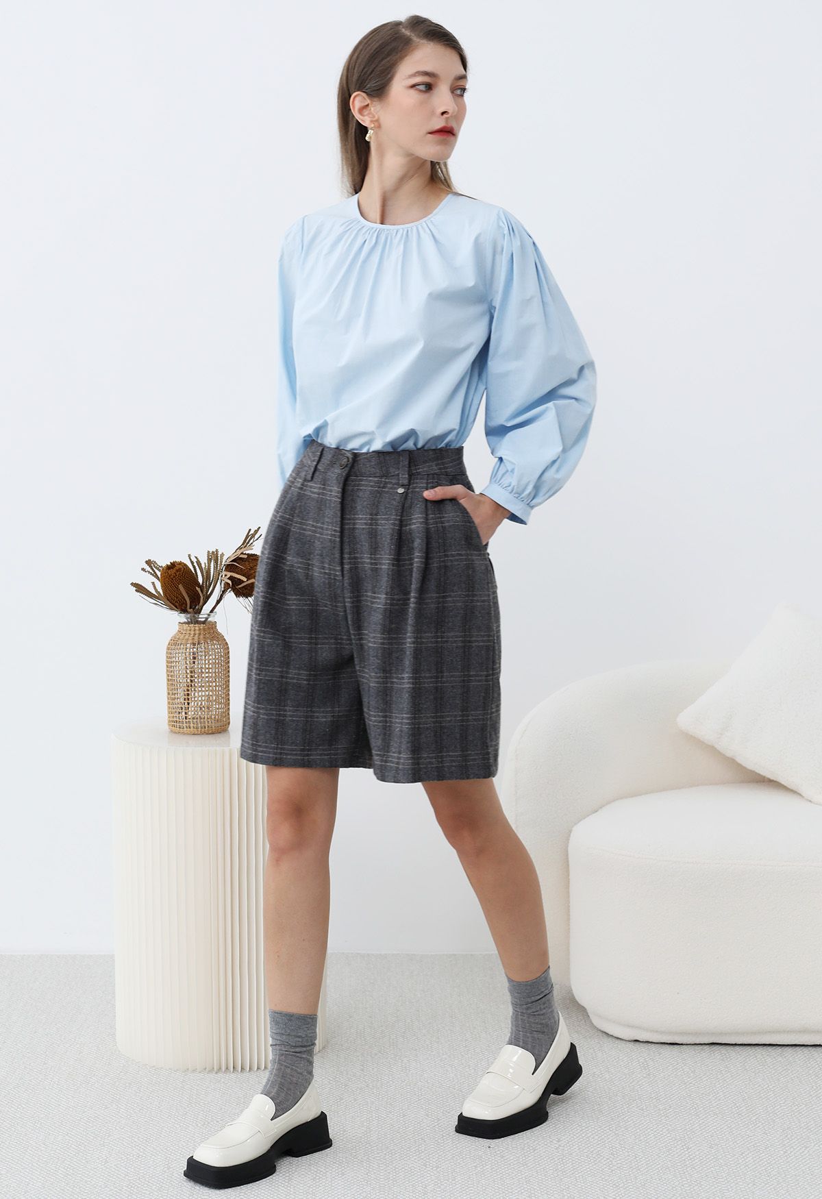 Camisa de algodón con mangas abullonadas de estilo informal en azul cielo