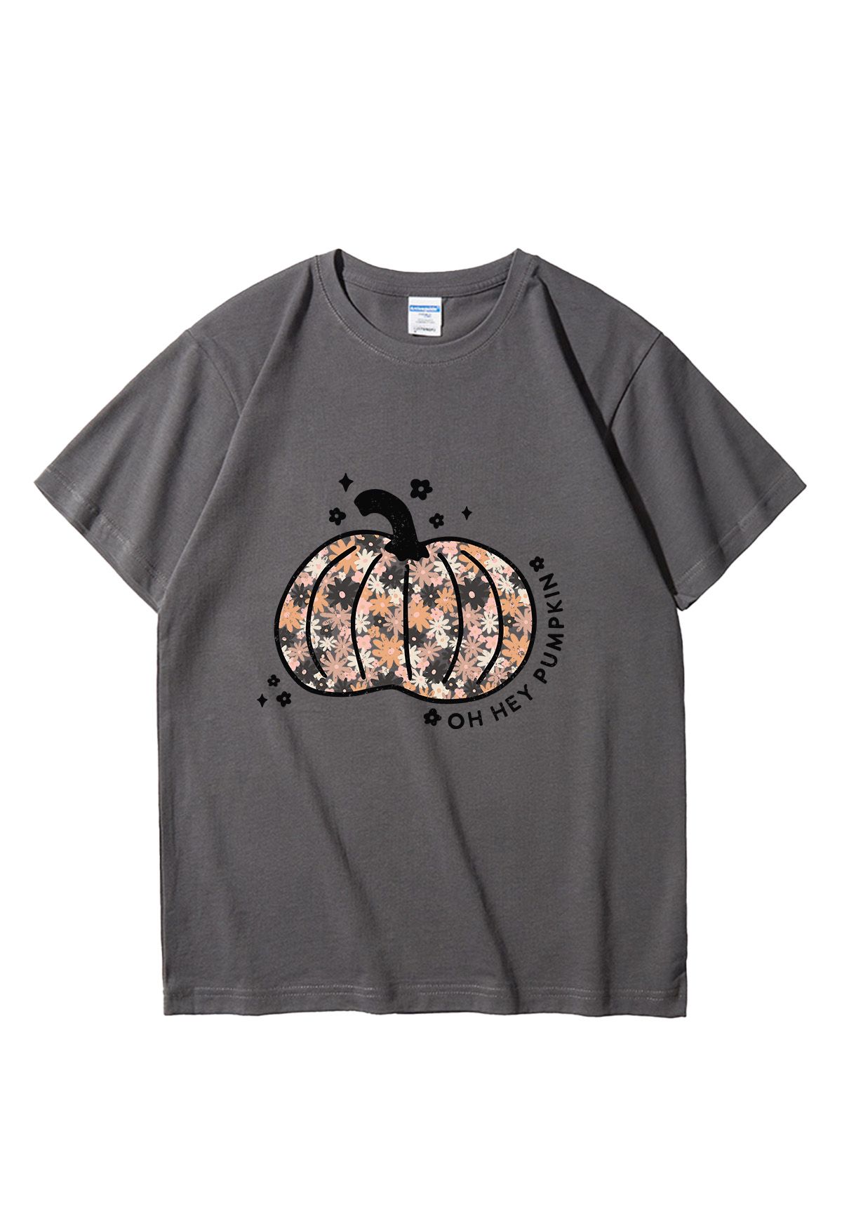 Camiseta con estampado de calabaza y flores