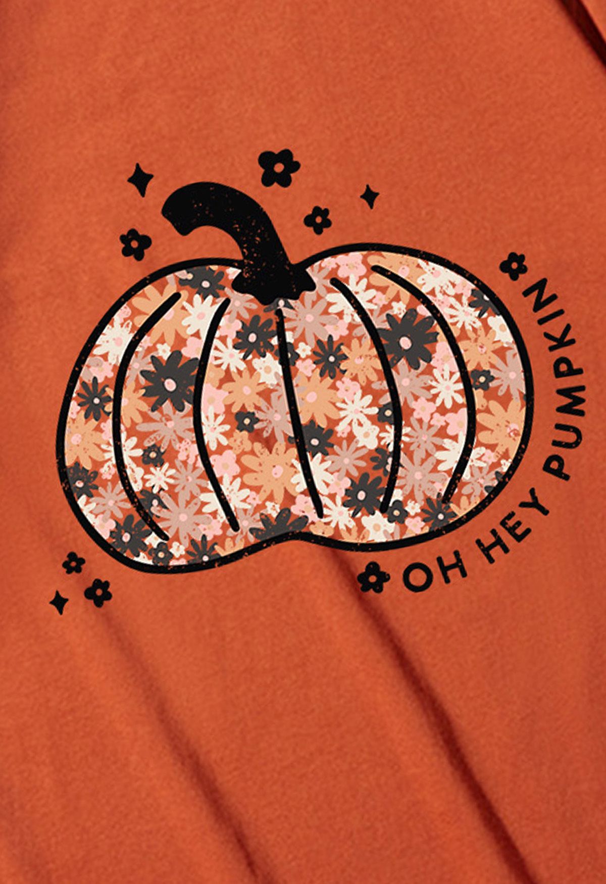 Camiseta con estampado de calabaza y flores