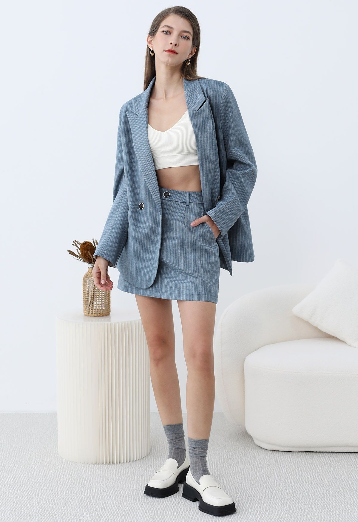 Blazer oversize con hombreras acolchadas y rayas Everlasting en azul