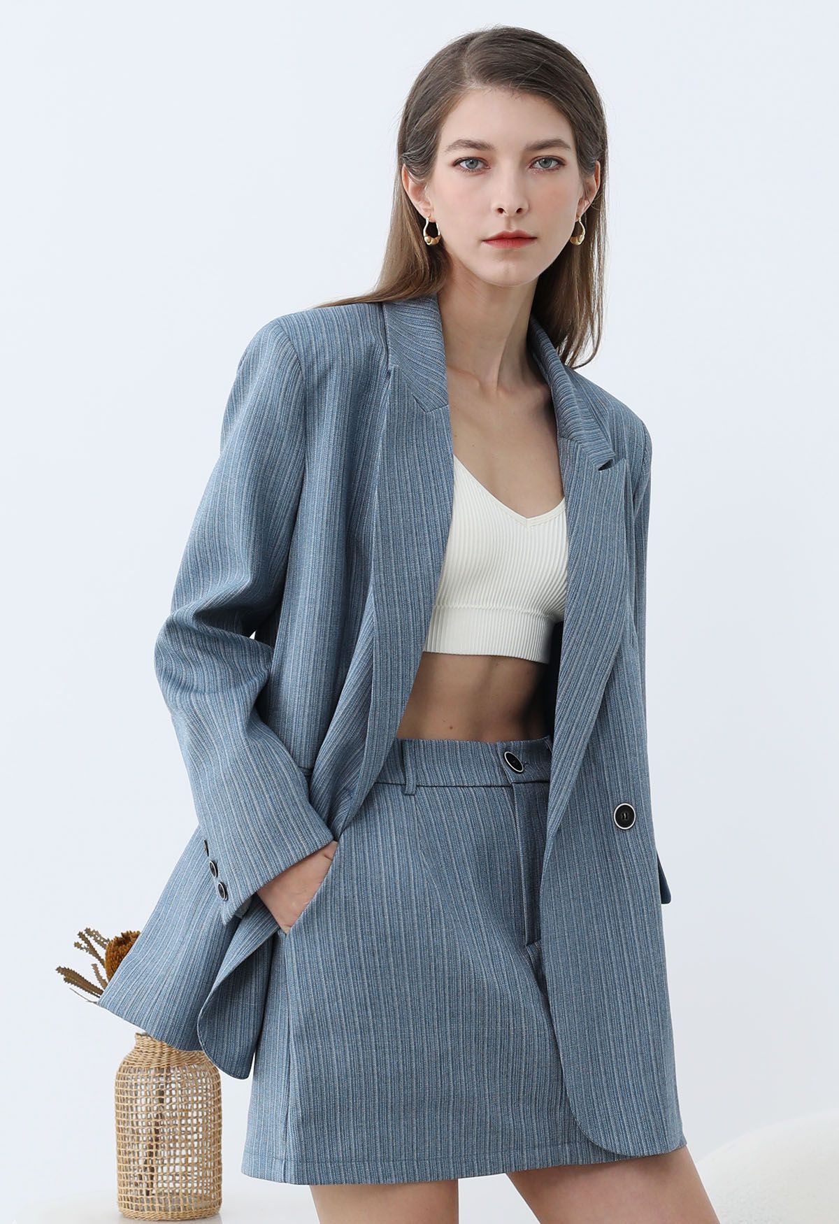 Blazer oversize con hombreras acolchadas y rayas Everlasting en azul