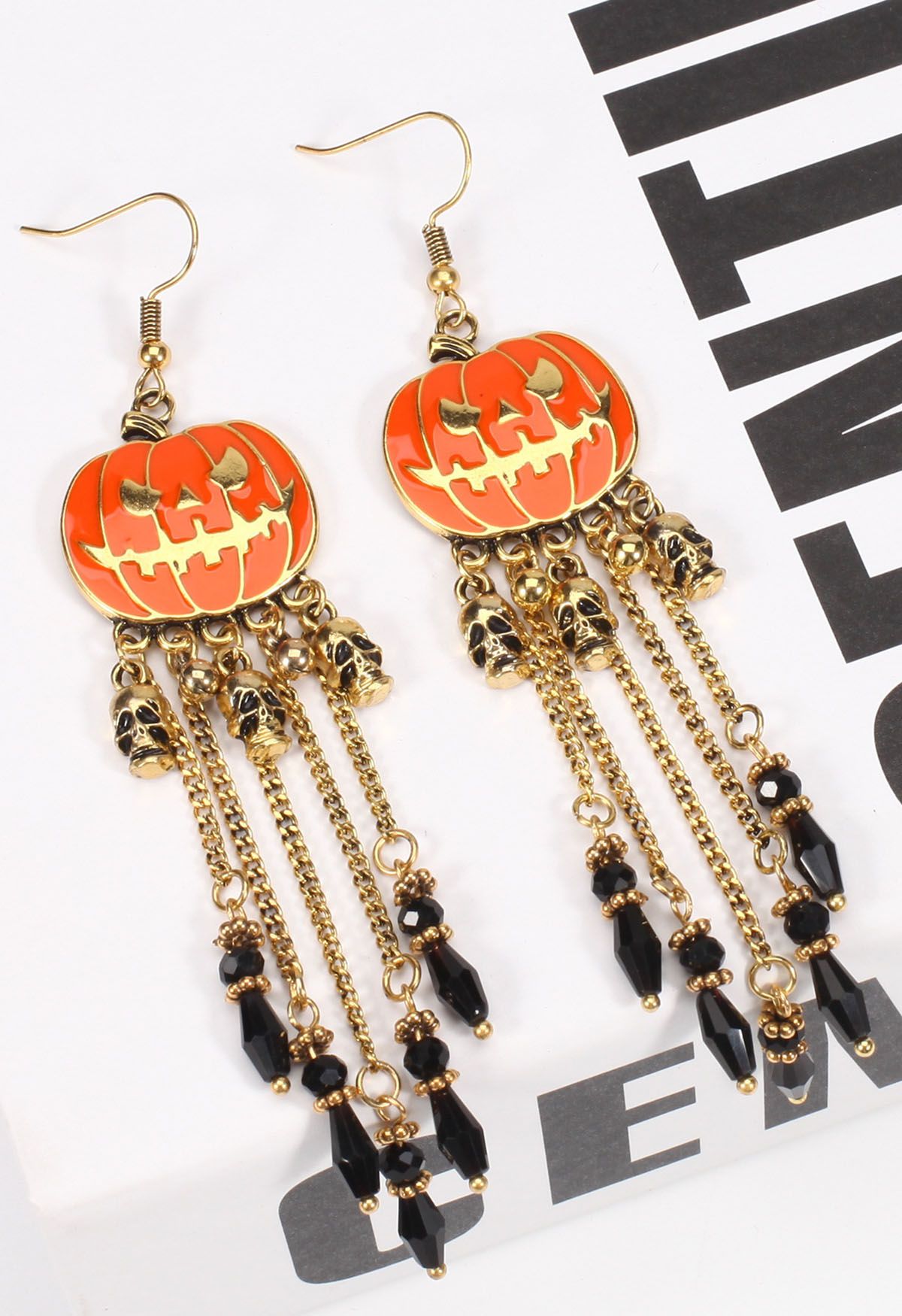 Pendientes de borlas con forma de calavera de calabaza espeluznante