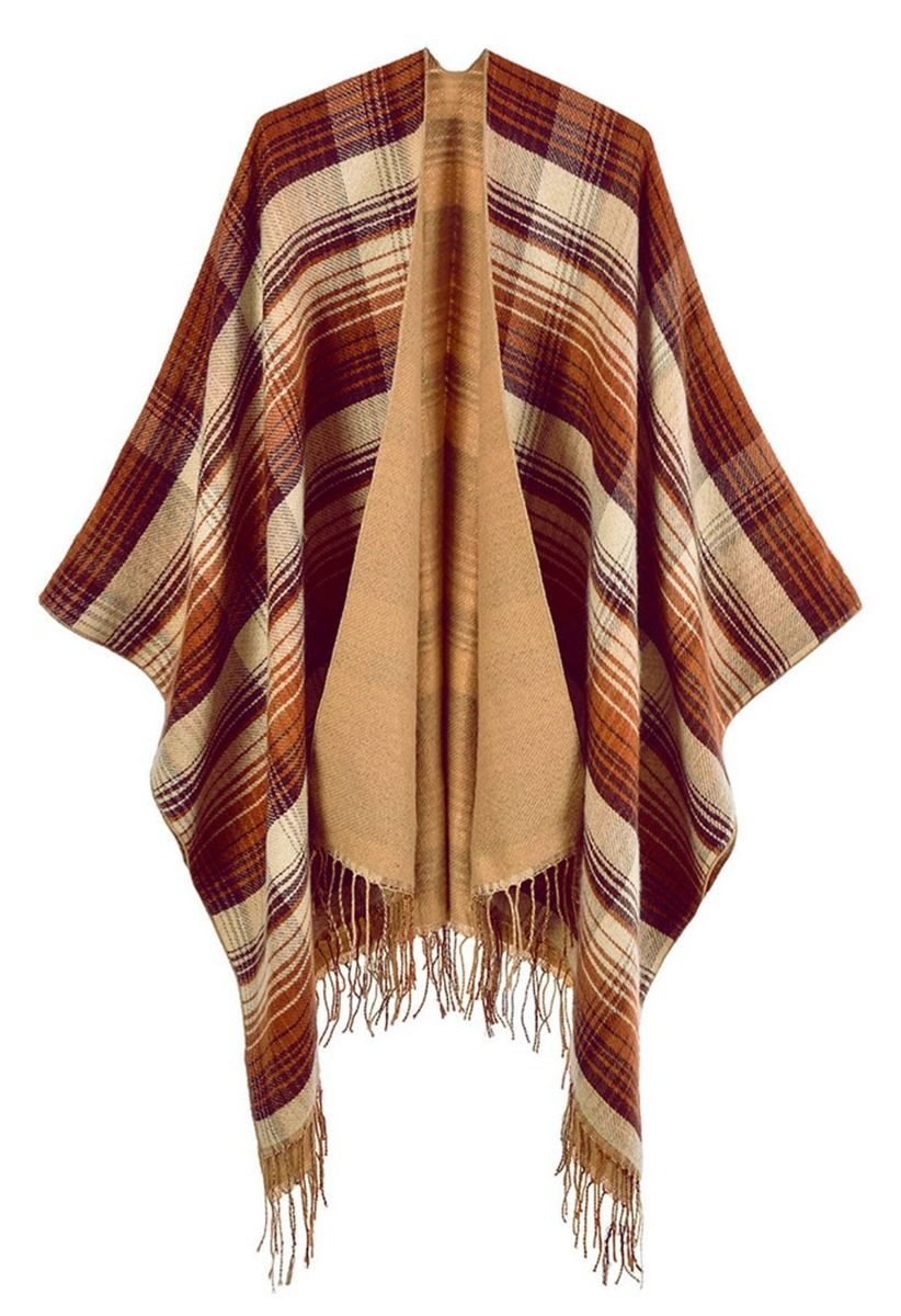 Poncho clásico con dobladillo con flecos de tartán en color calabaza