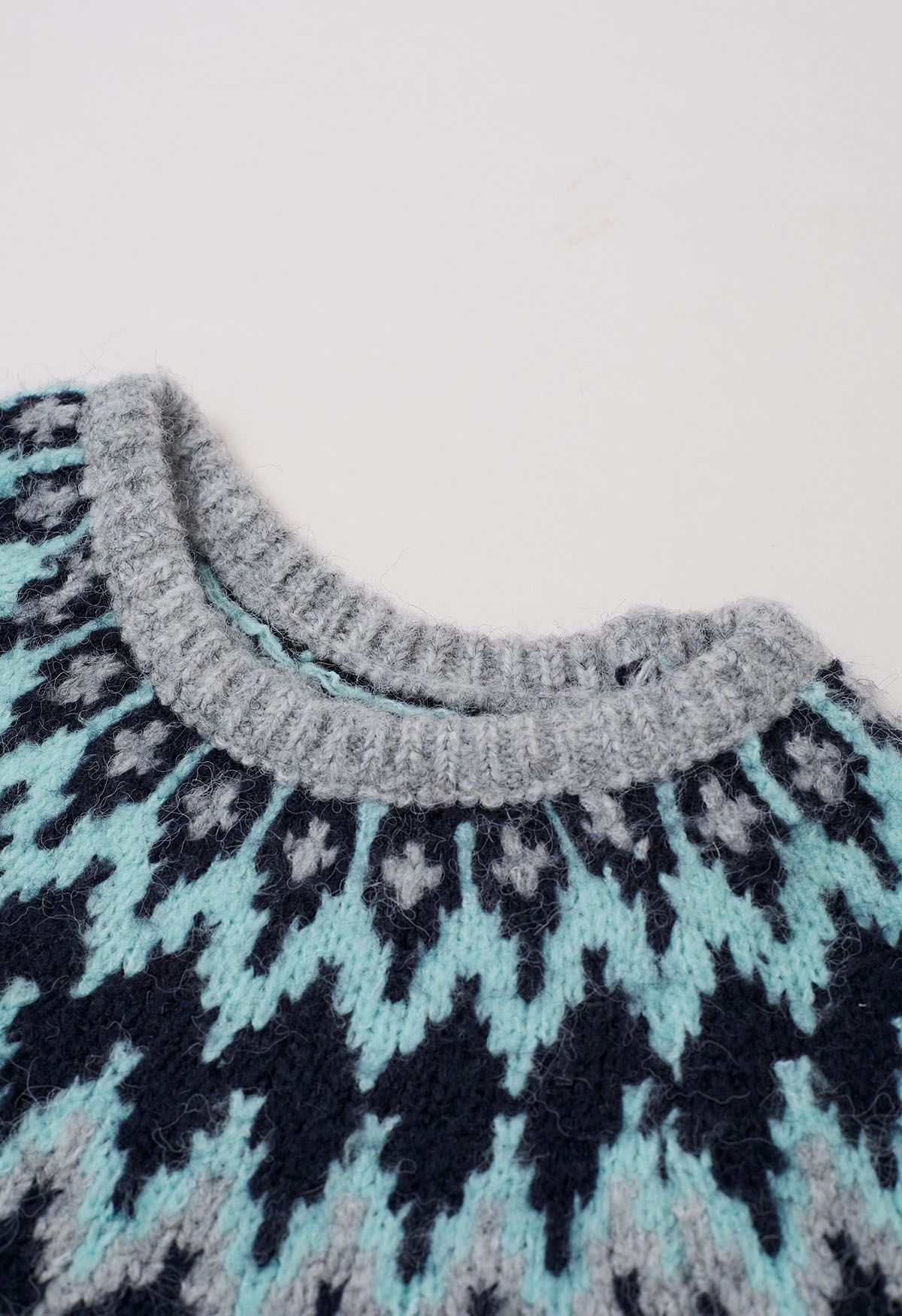 Suéter de punto acanalado Fair Isle de Winter Whimsy en gris