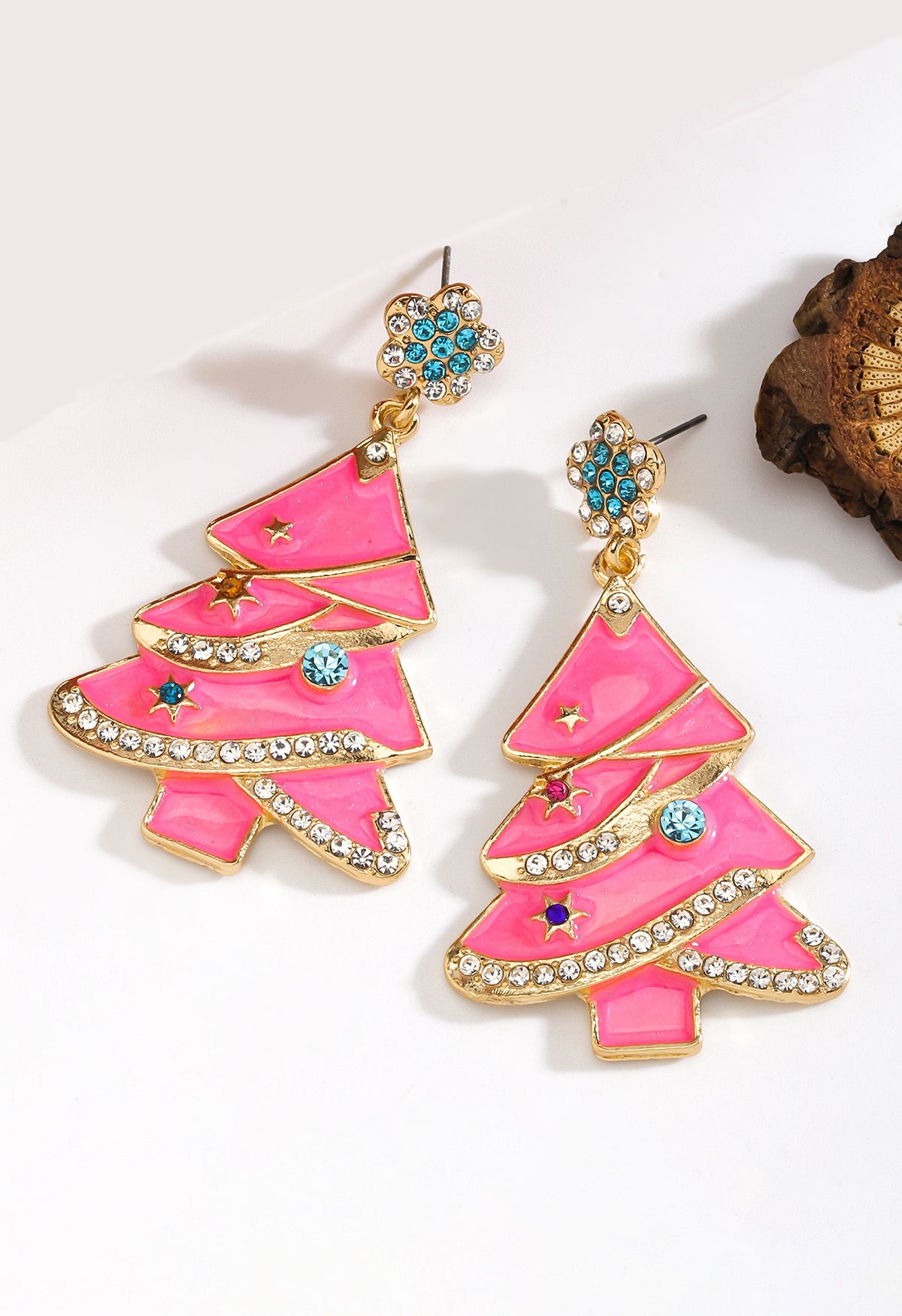 Pendientes de árbol de Navidad de color rosa brillante