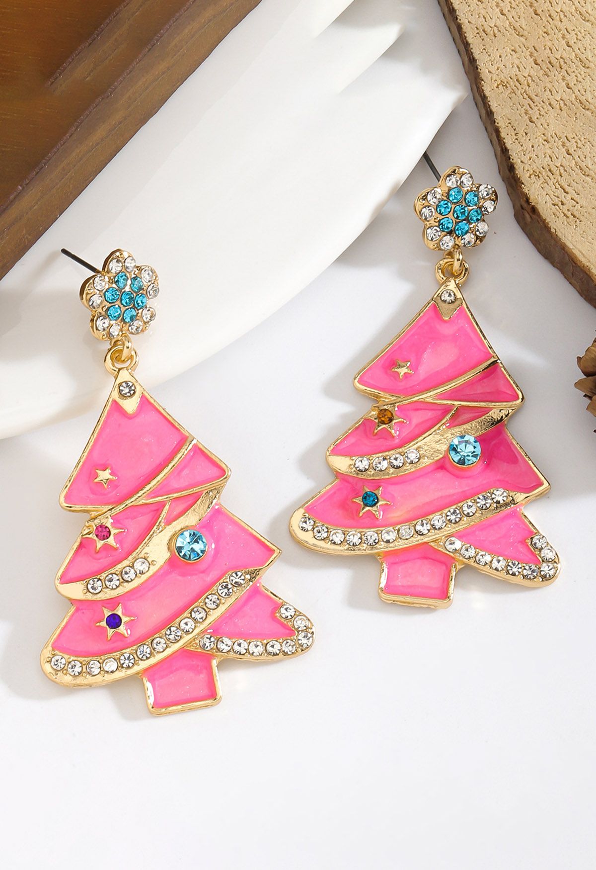 Pendientes de árbol de Navidad de color rosa brillante