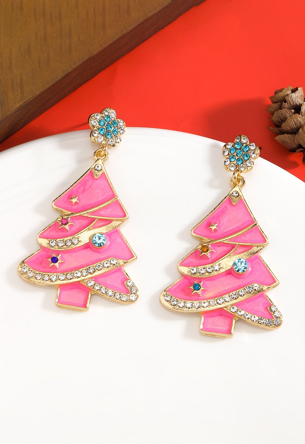 Pendientes de árbol de Navidad de color rosa brillante