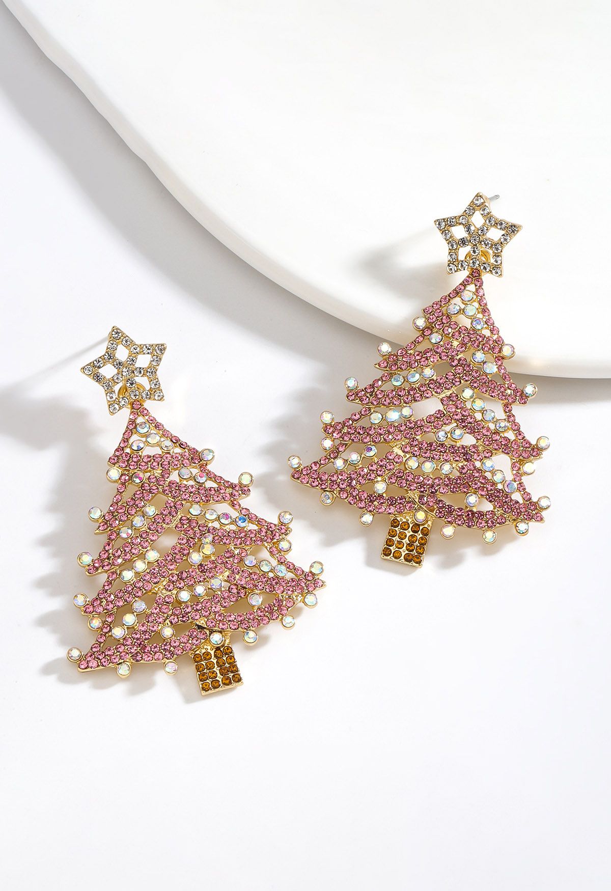 Pendientes de árbol de Navidad con estrella en la parte superior en color rosa