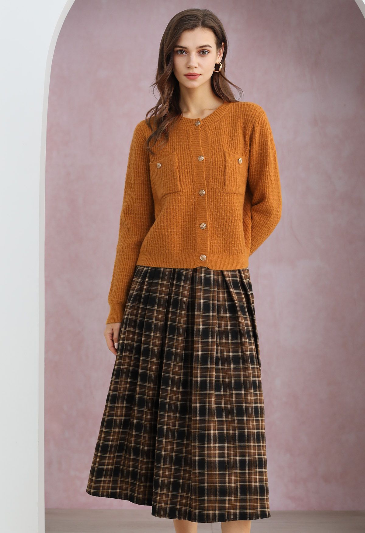 Iconic Aspect Plaid Pattern Pleated Midi Skirt