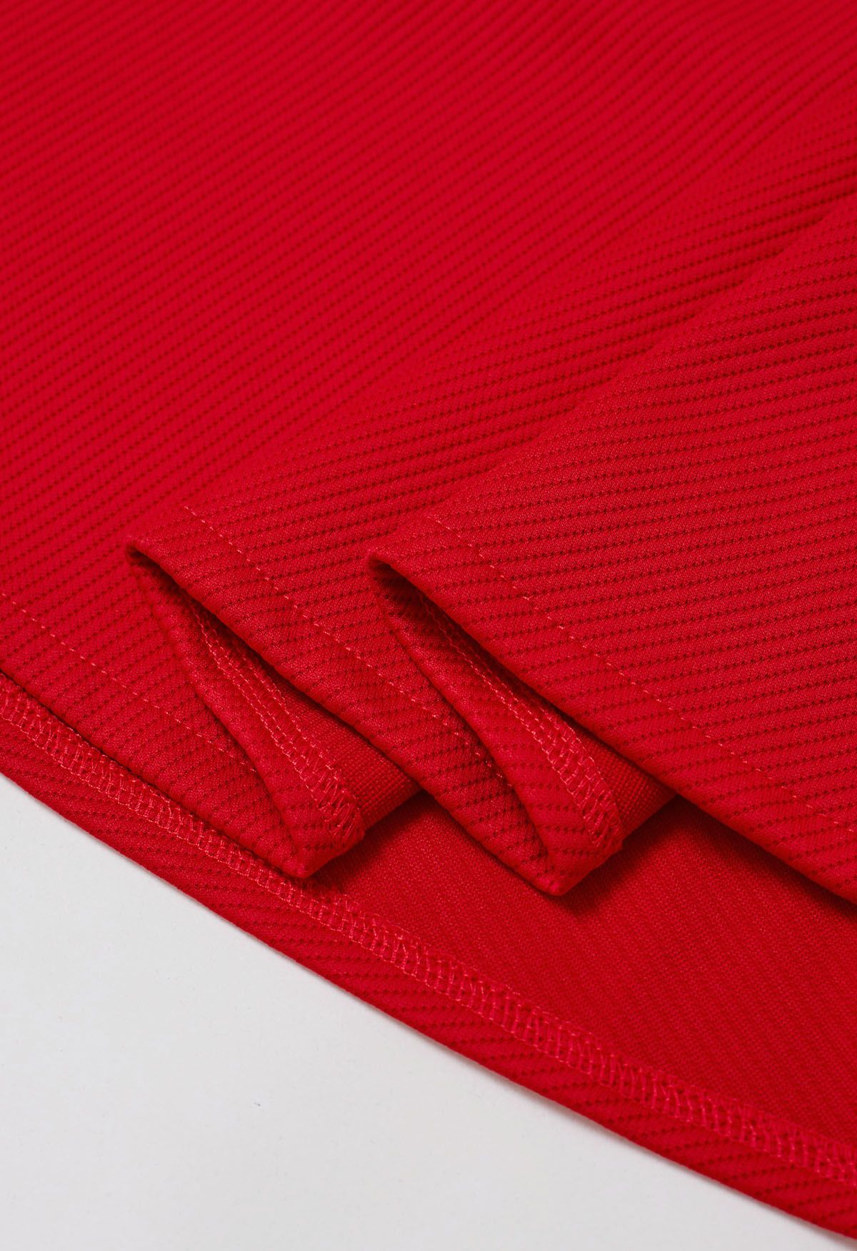 Falda midi clásica de corte A en color rojo