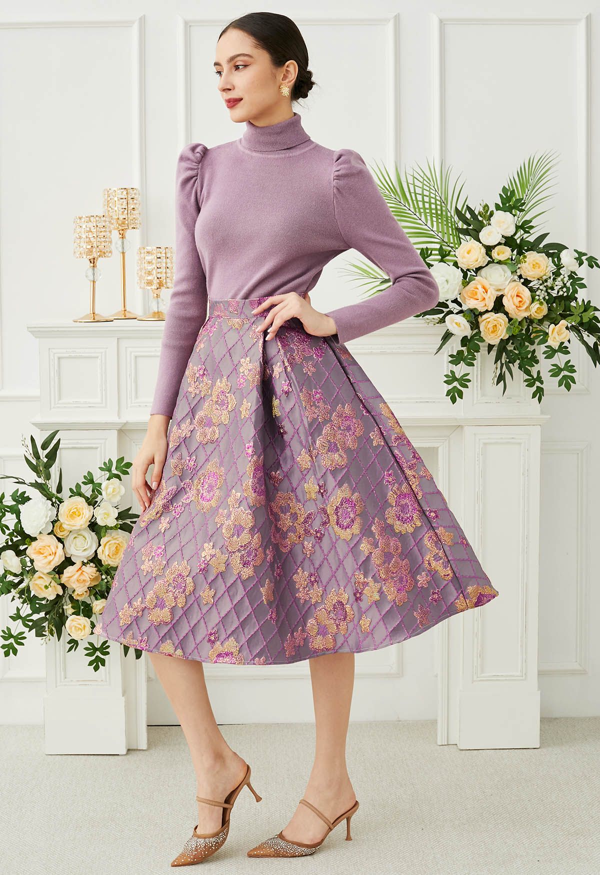 Falda midi de jacquard con cuadrícula floral en color lila