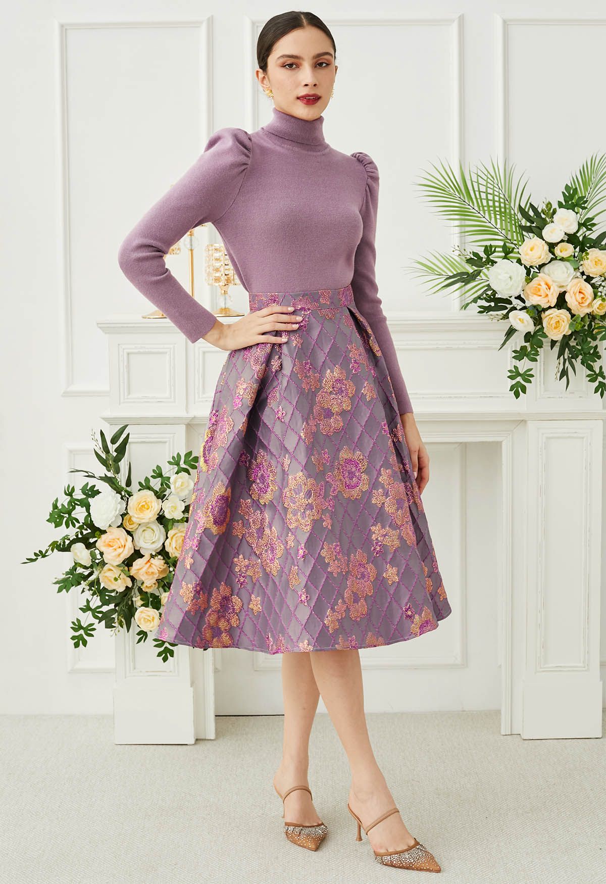 Falda midi de jacquard con cuadrícula floral en color lila