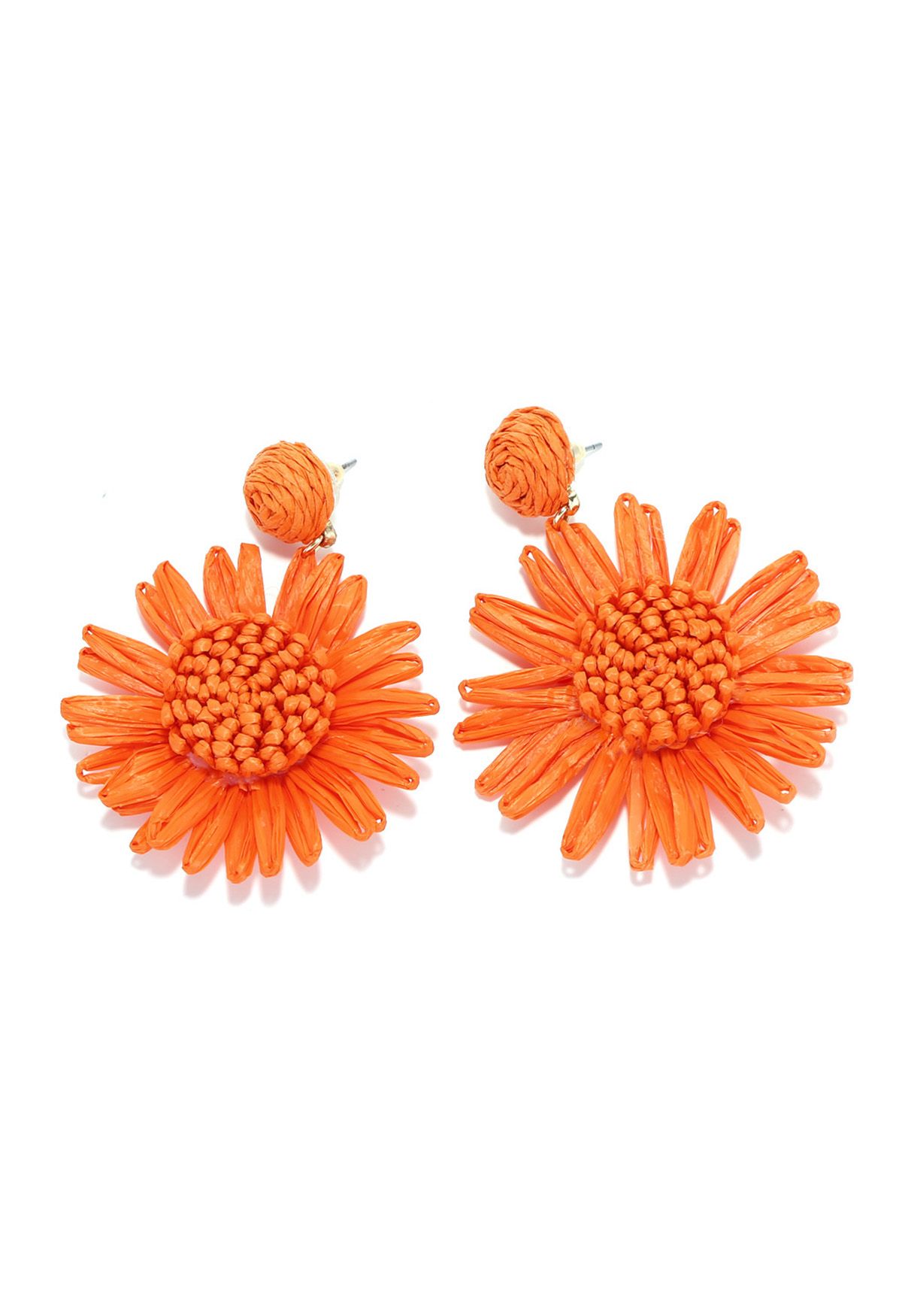 Pendientes de rafia tejidos a mano con girasoles en color naranja