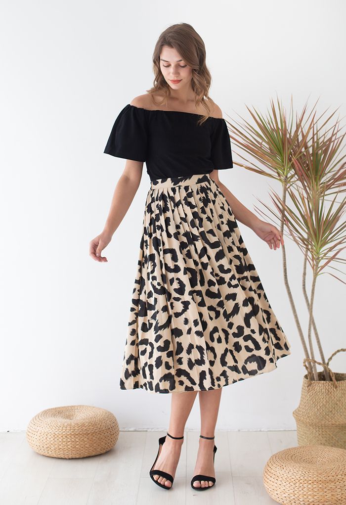 Falda midi plisada de gasa con estampado de leopardo en tostado claro