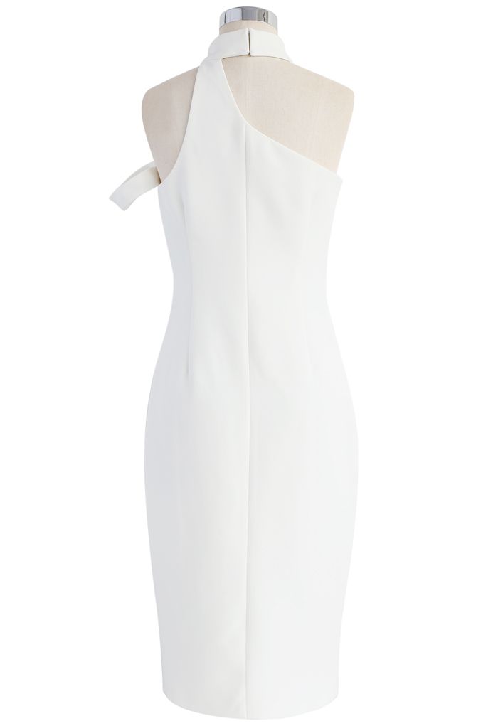 Super Elegante Vestido Blanco con Escote Halter