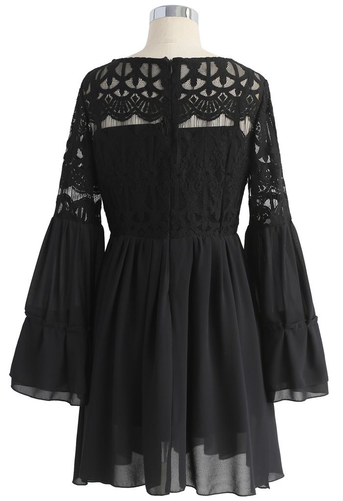 Recoger el vestido de gasa de encaje barroco en negro