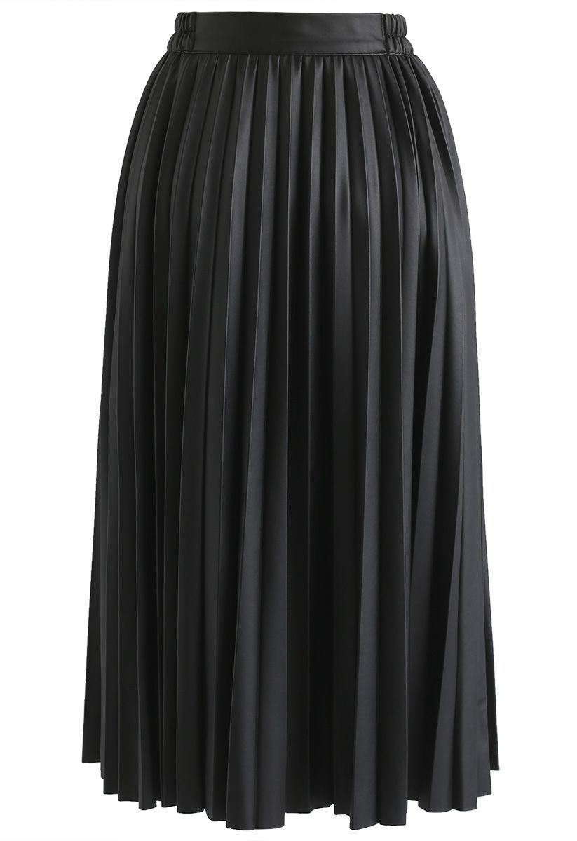 Falda acampanada de cuero sintético plisada brillante caprichosa en negro