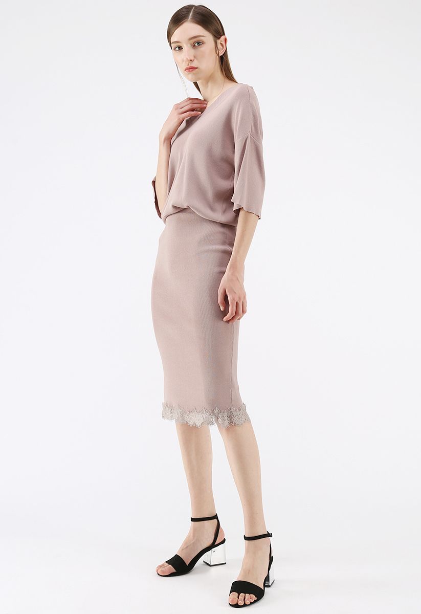 Conjunto de falda y top de punto con cuello en V True Refinement en rosa polvoriento